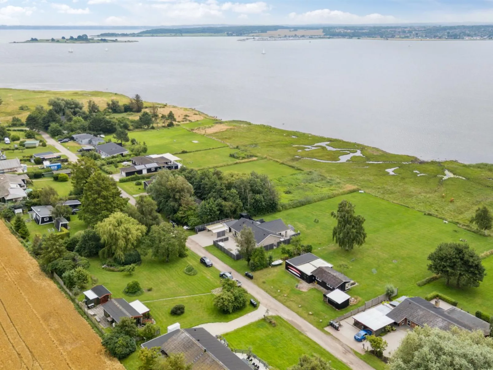 "Thyra" - 50m to the fjord-Buiten