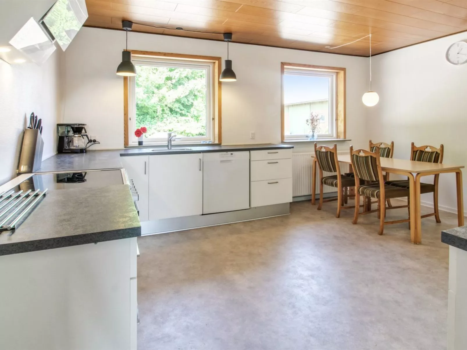 "Drine" - 19km from the sea-Binnen