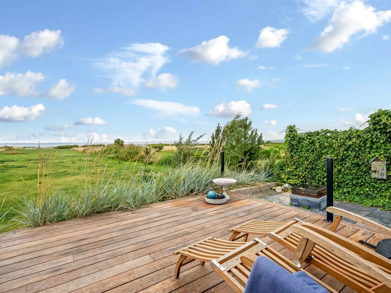 "Bondi" - 75m from the sea-Buiten