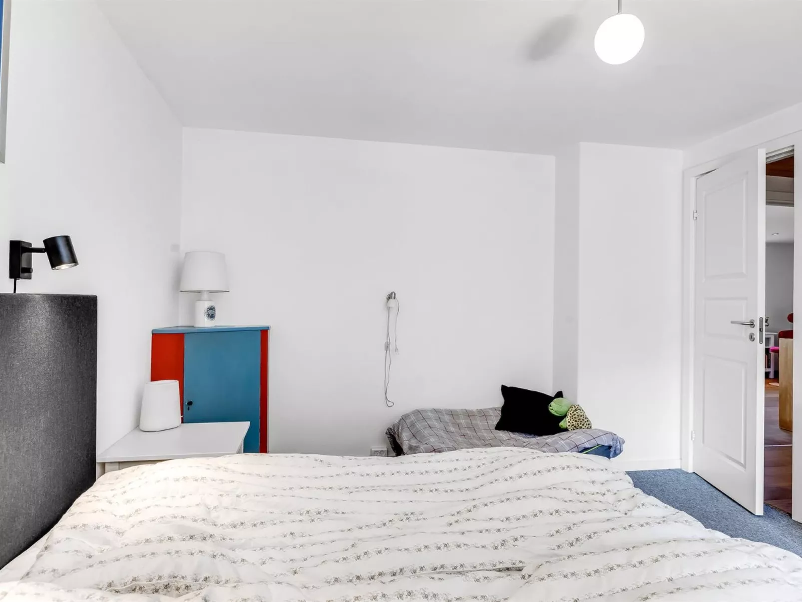 "Lutz" - 340m from the sea-Binnen