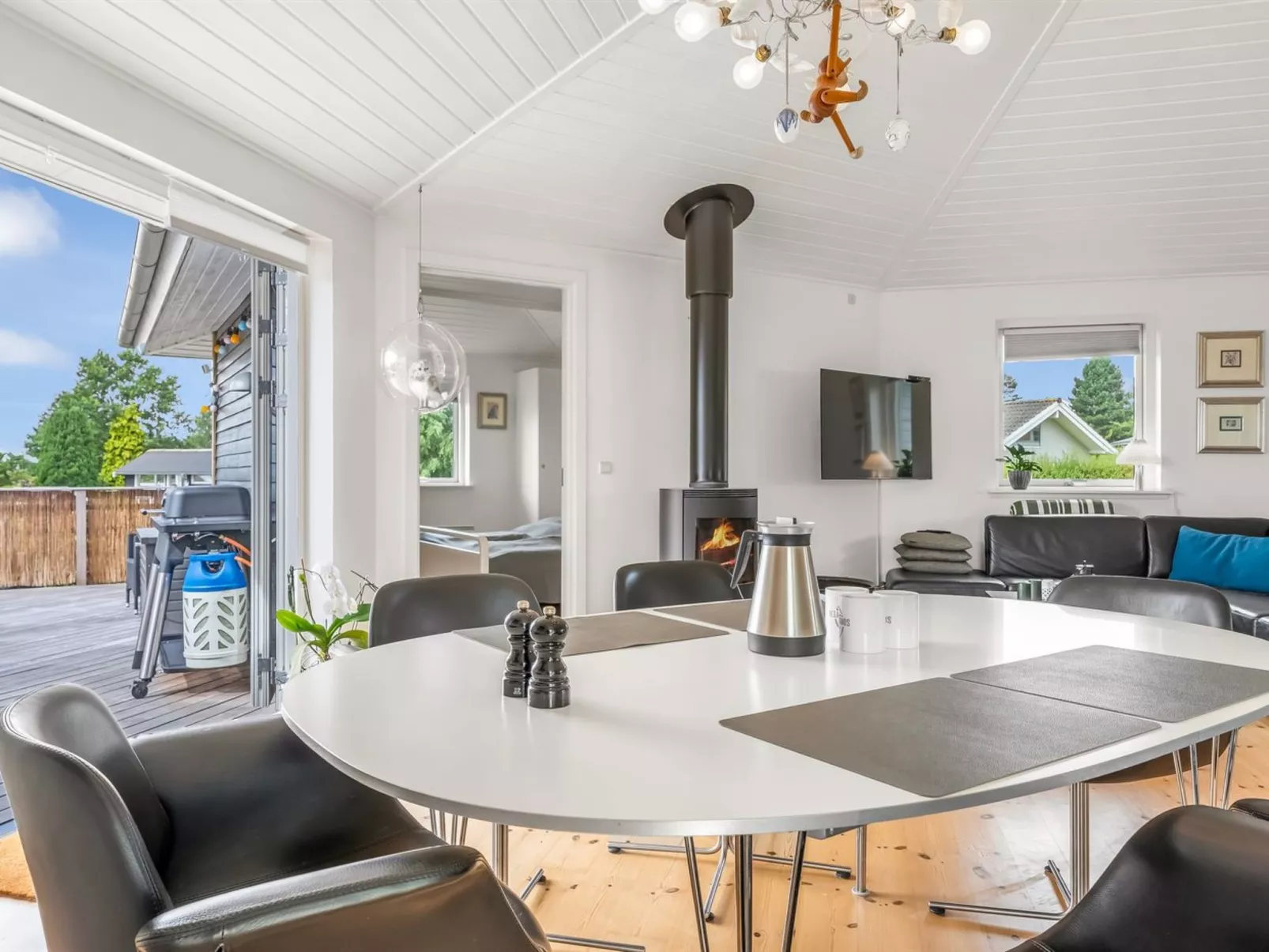 &quot;Glenda&quot; - 2.1km from the sea-Binnen