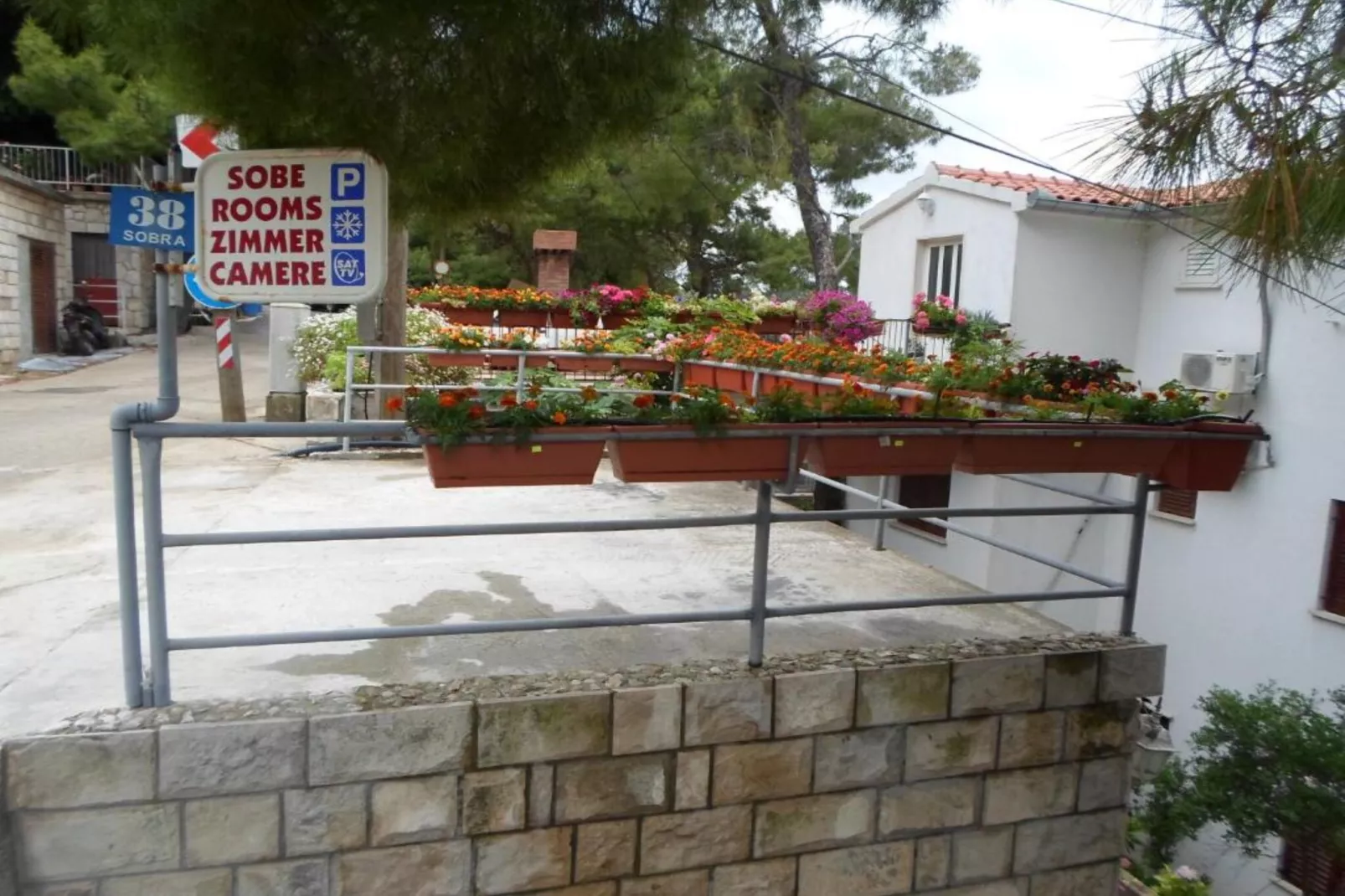 Guest House Sobra 38 - Double Room 1-Buitenlucht