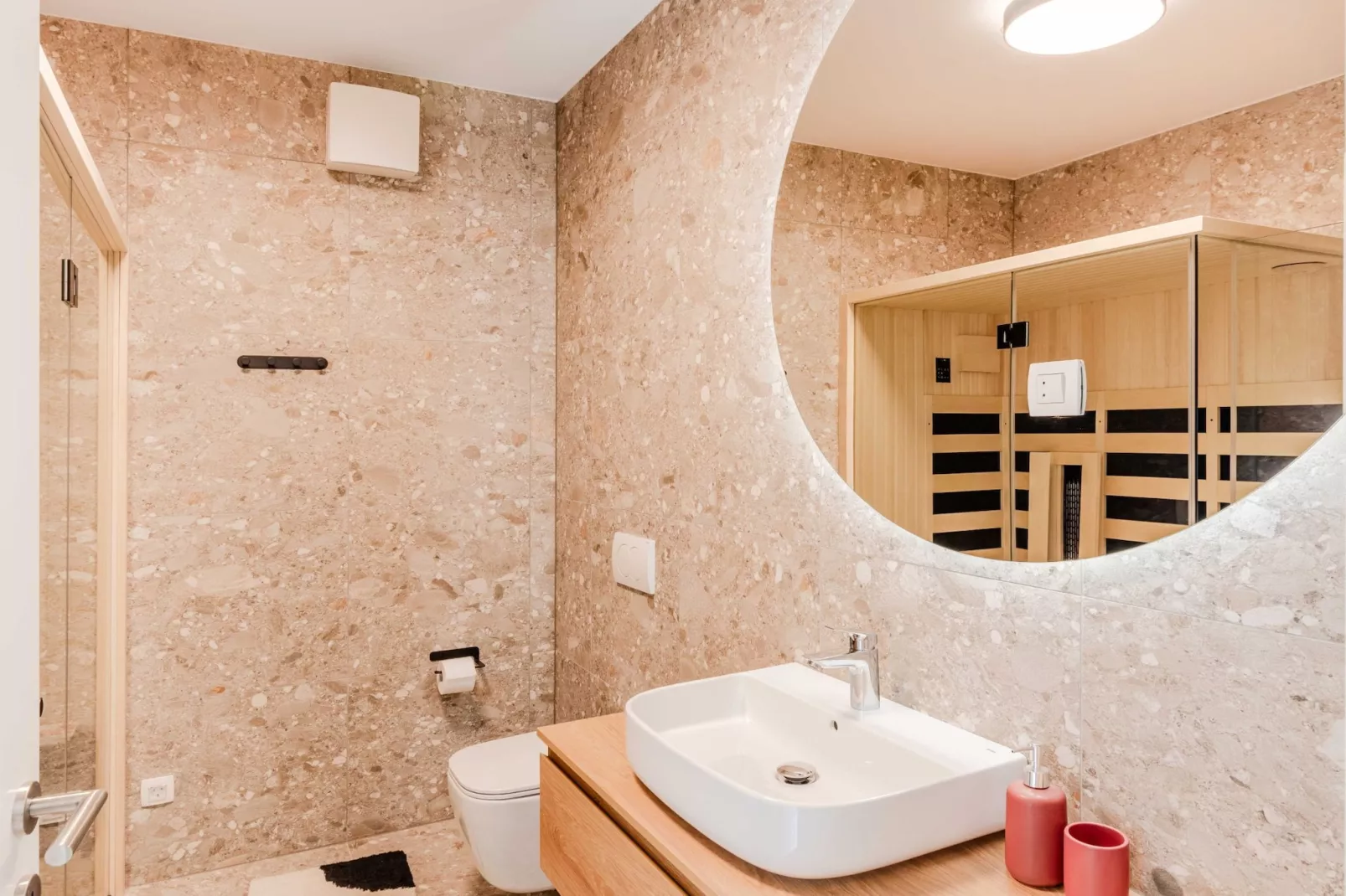 Bovec Chic Apartment with Sauna - One Bedroom Apartment with Balcony-Badkamer