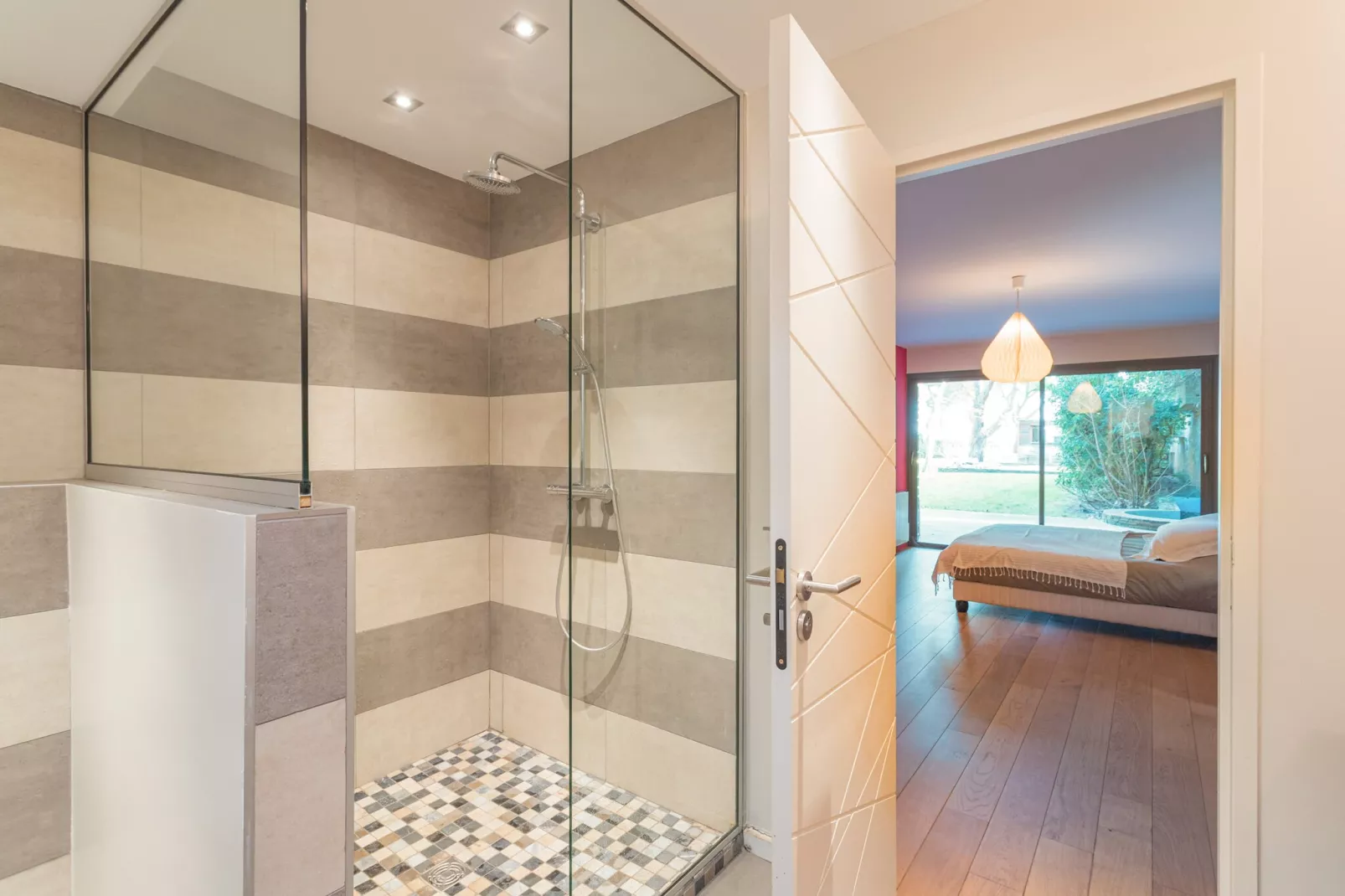 Villa Ephelele-Badkamer