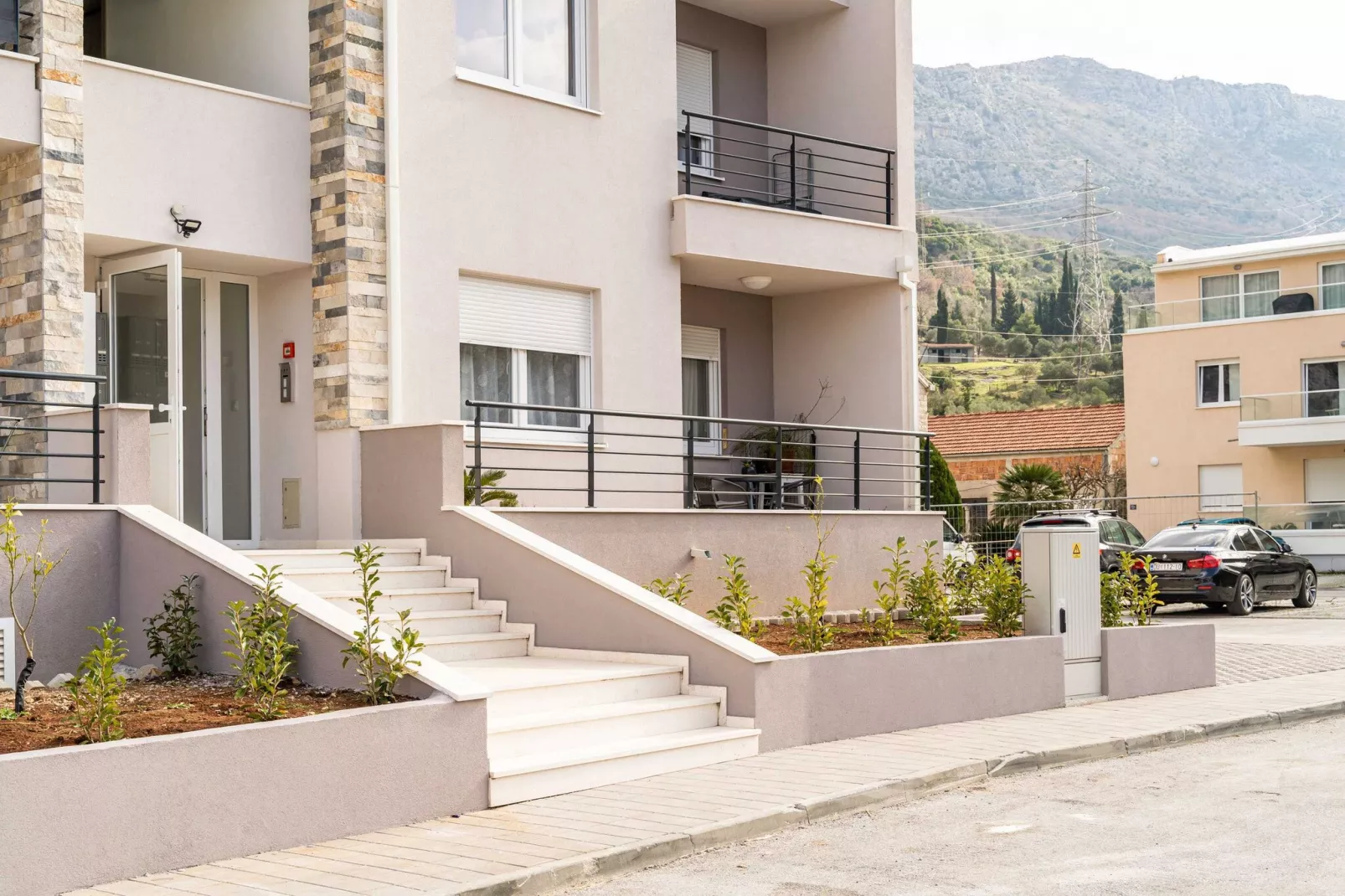 Apartment Zoric - Two Bedroom Apartment with Balcony-Buitenlucht