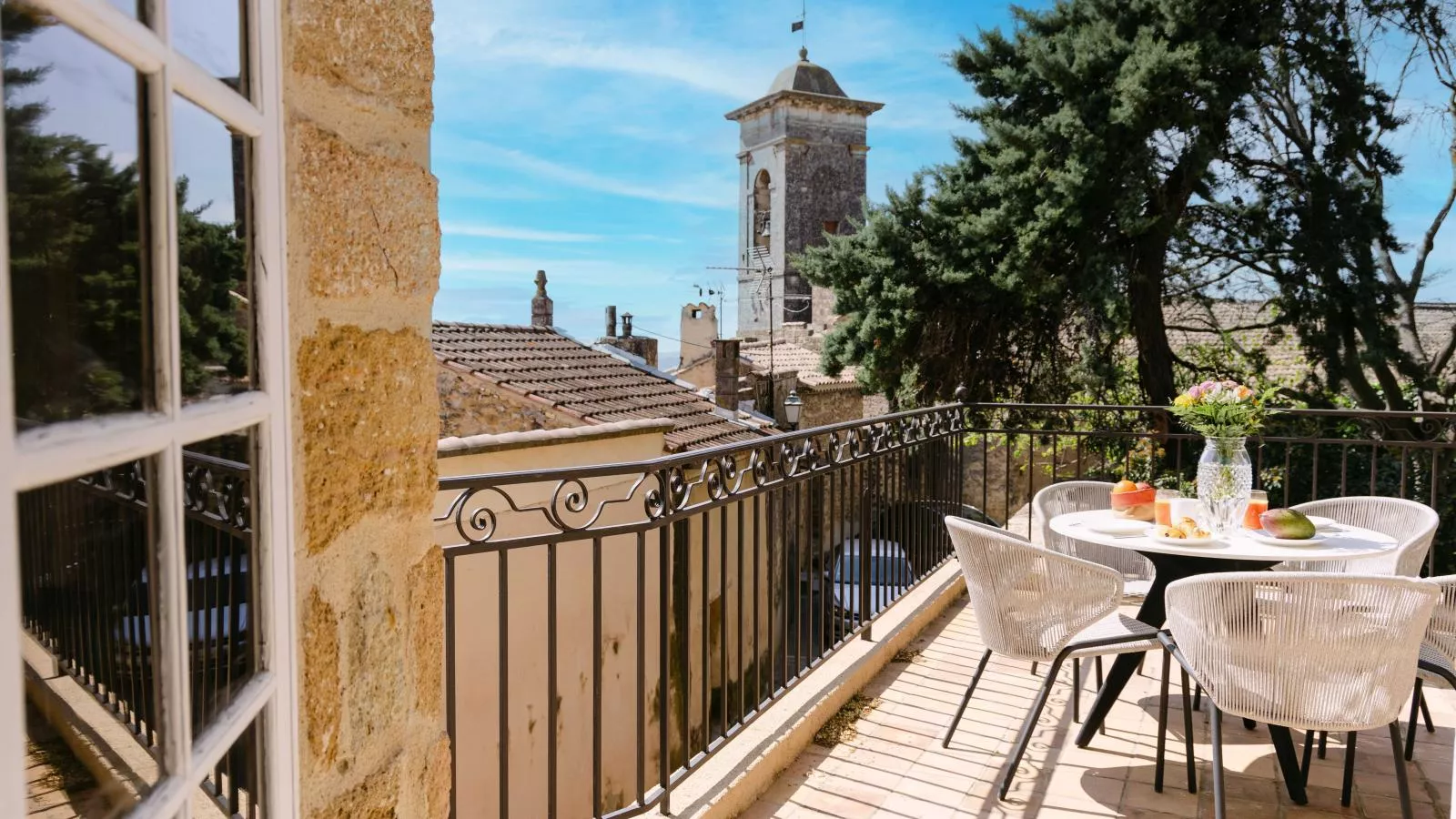 Chateau la Perle-Uitzicht zomer