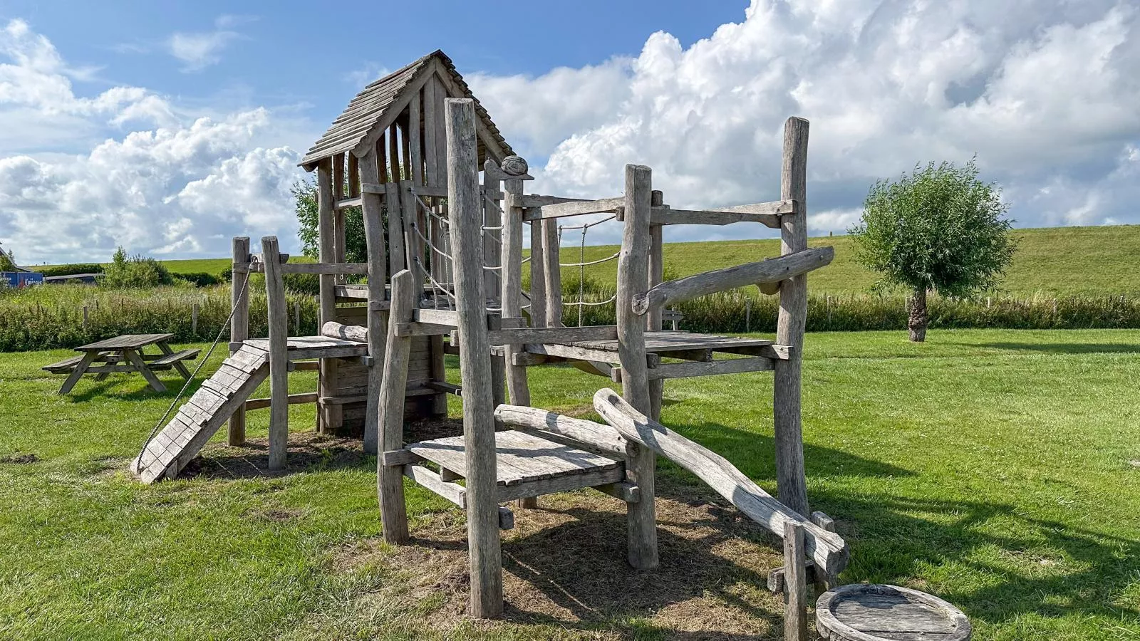 Dune Deluxe 81-Parkfaciliteiten