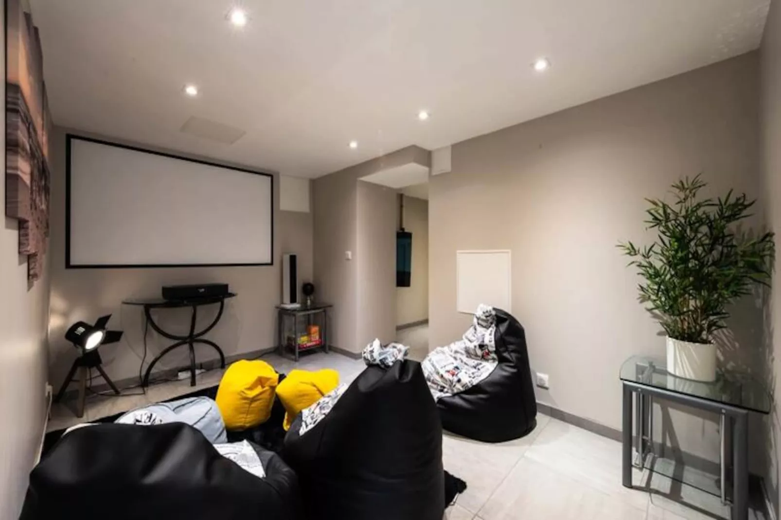 Résidence Villa 330m2, 6 Chambres, Piscine Chauff&eacute;e Jacuzzi - Niet-getagd