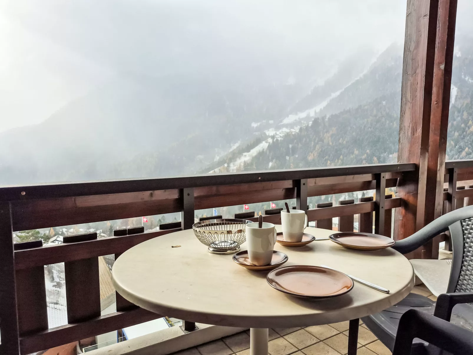 Les Thermalies 202-Buiten