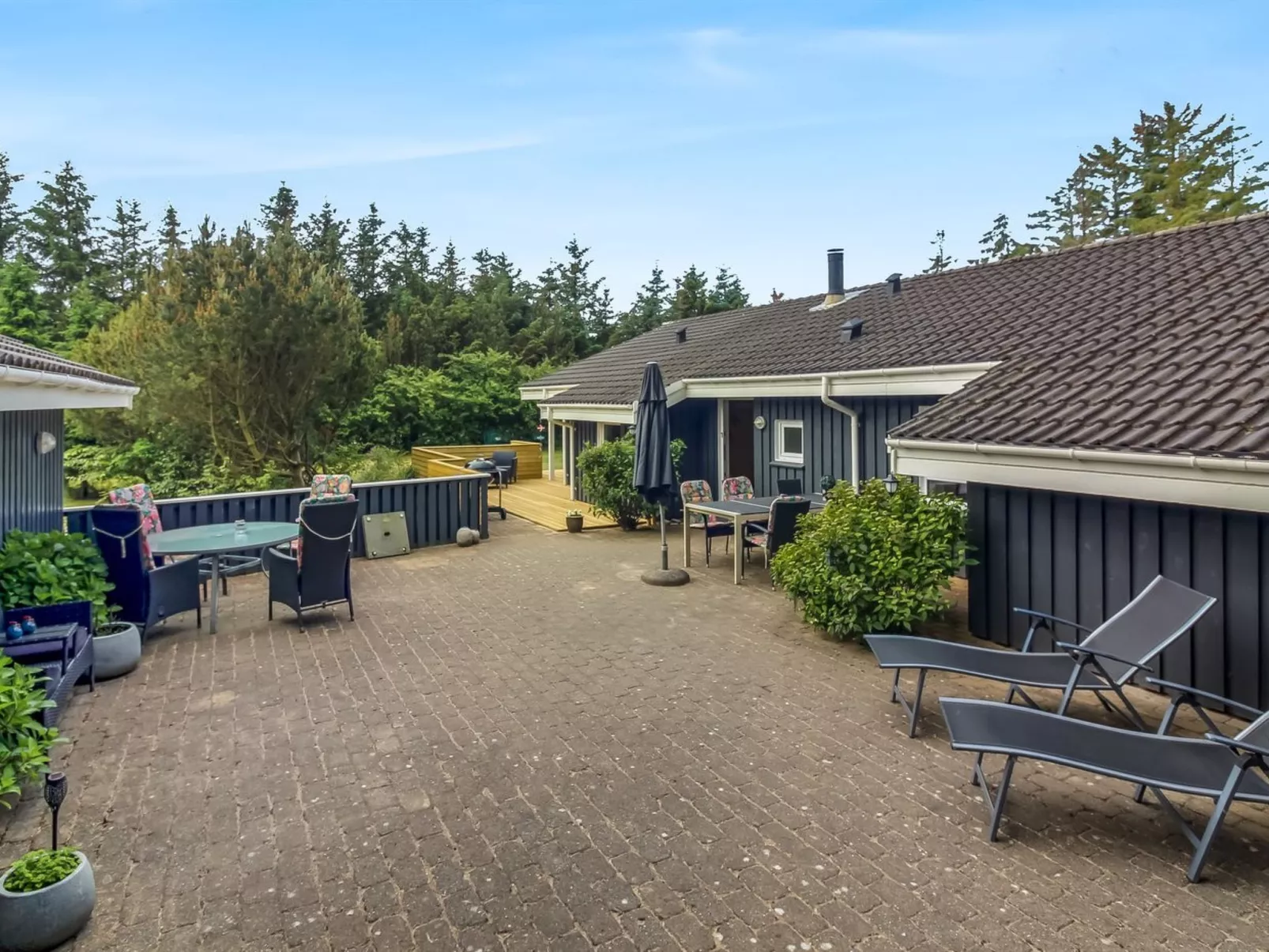 "Aniki" - 1.4km from the sea-Buiten