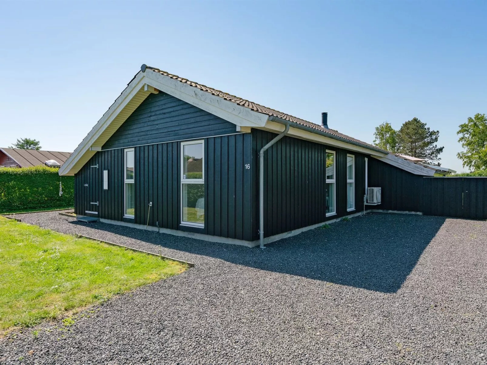 "Maybritt" - 100m from the sea-Buiten