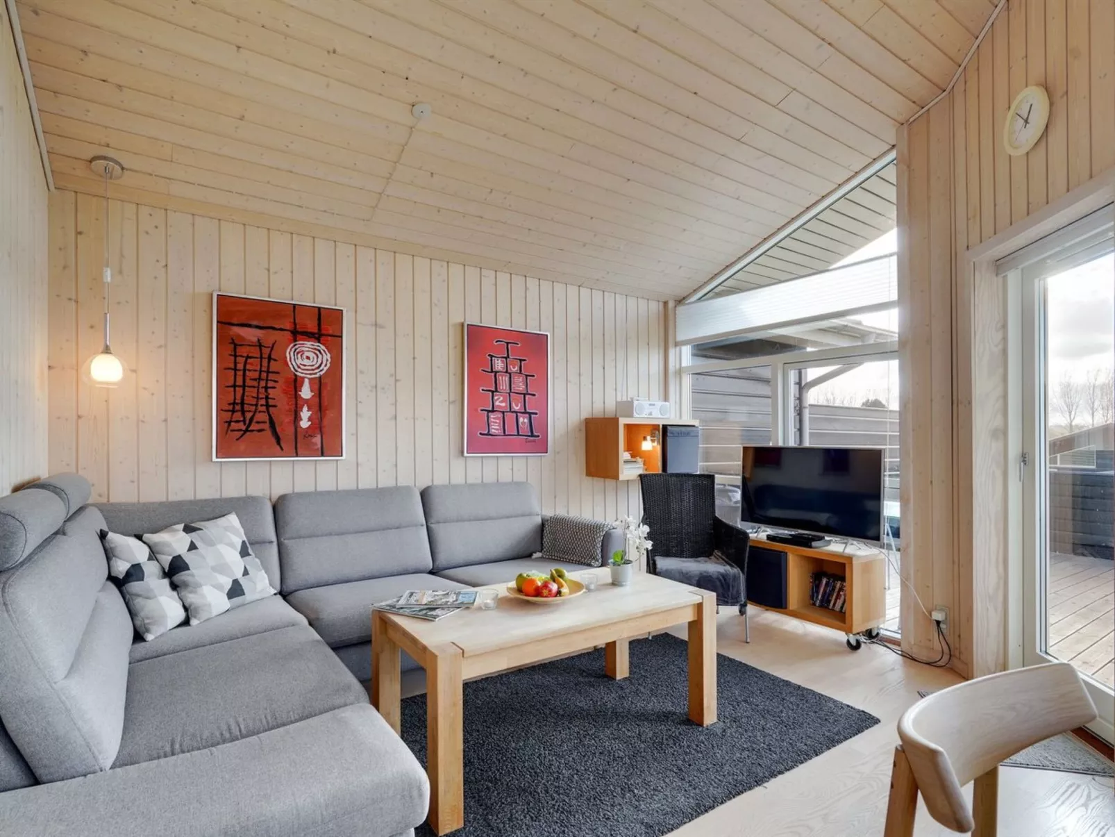 "Sointu" - 250m from the sea-Binnen