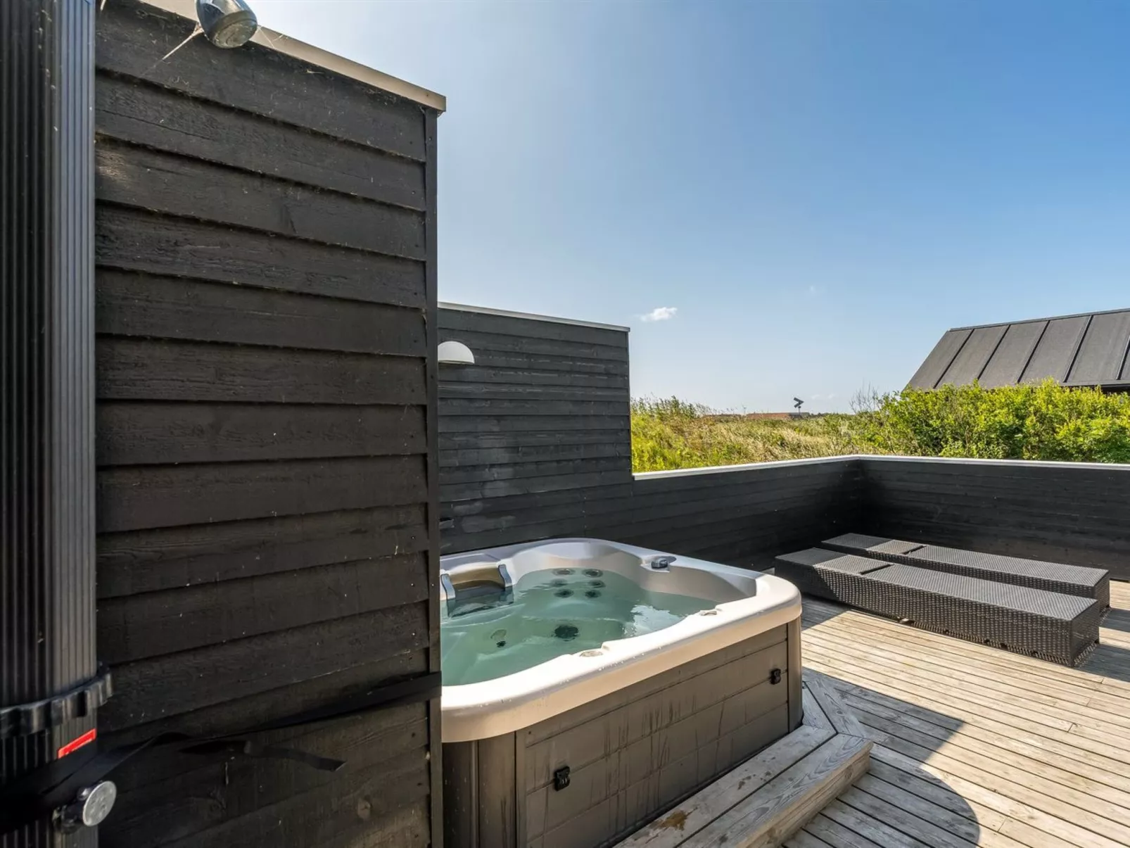 "Markku" - 400m from the sea-Binnen