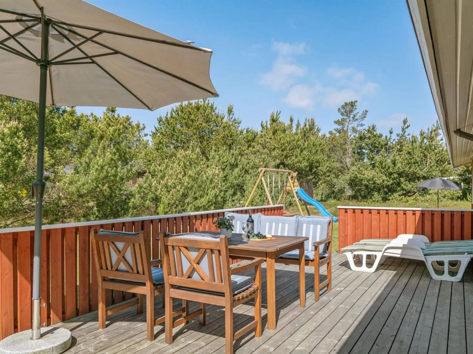 "Hrefna" - 350m from the sea-Buiten