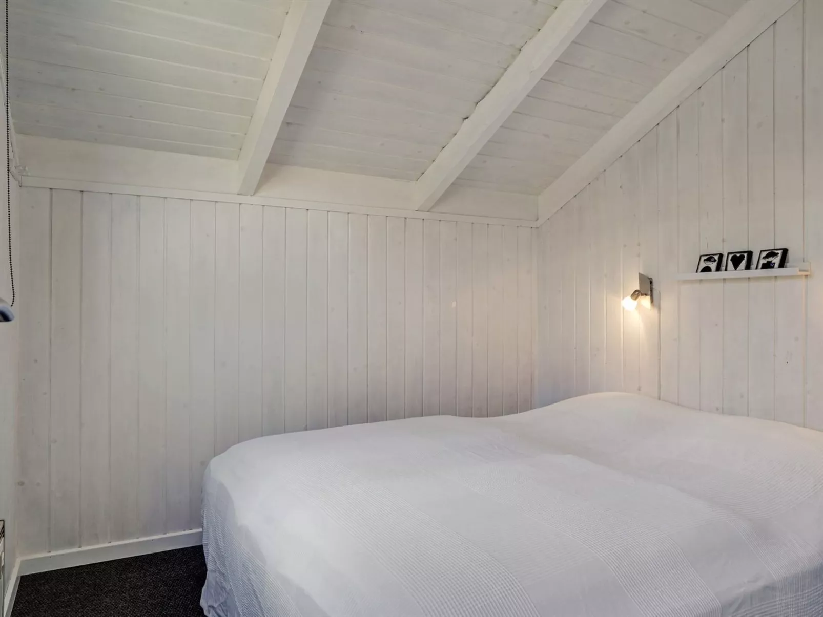 "Henning" -  from the sea-Binnen