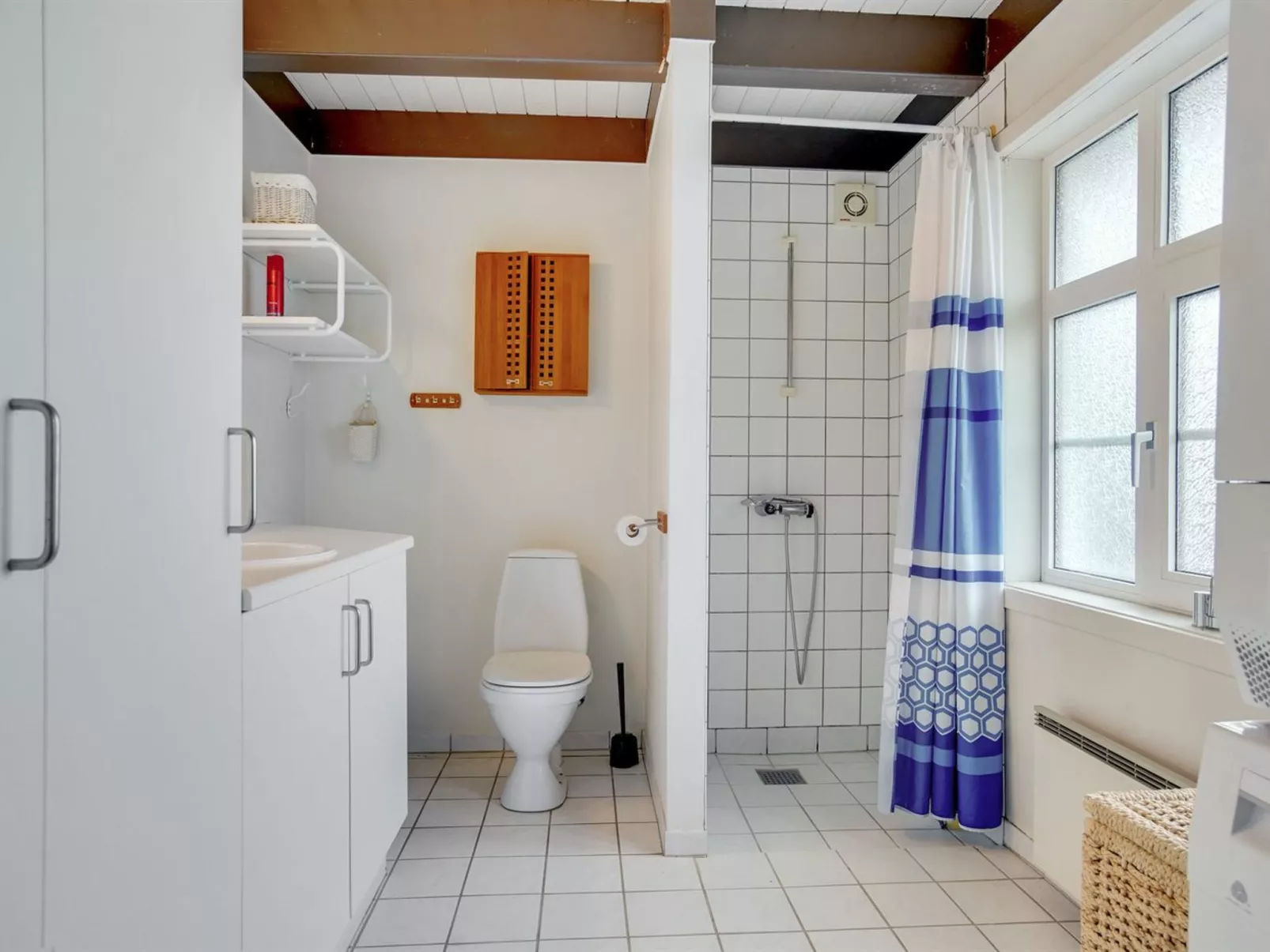 "Janakij" - 475m from the sea-Binnen