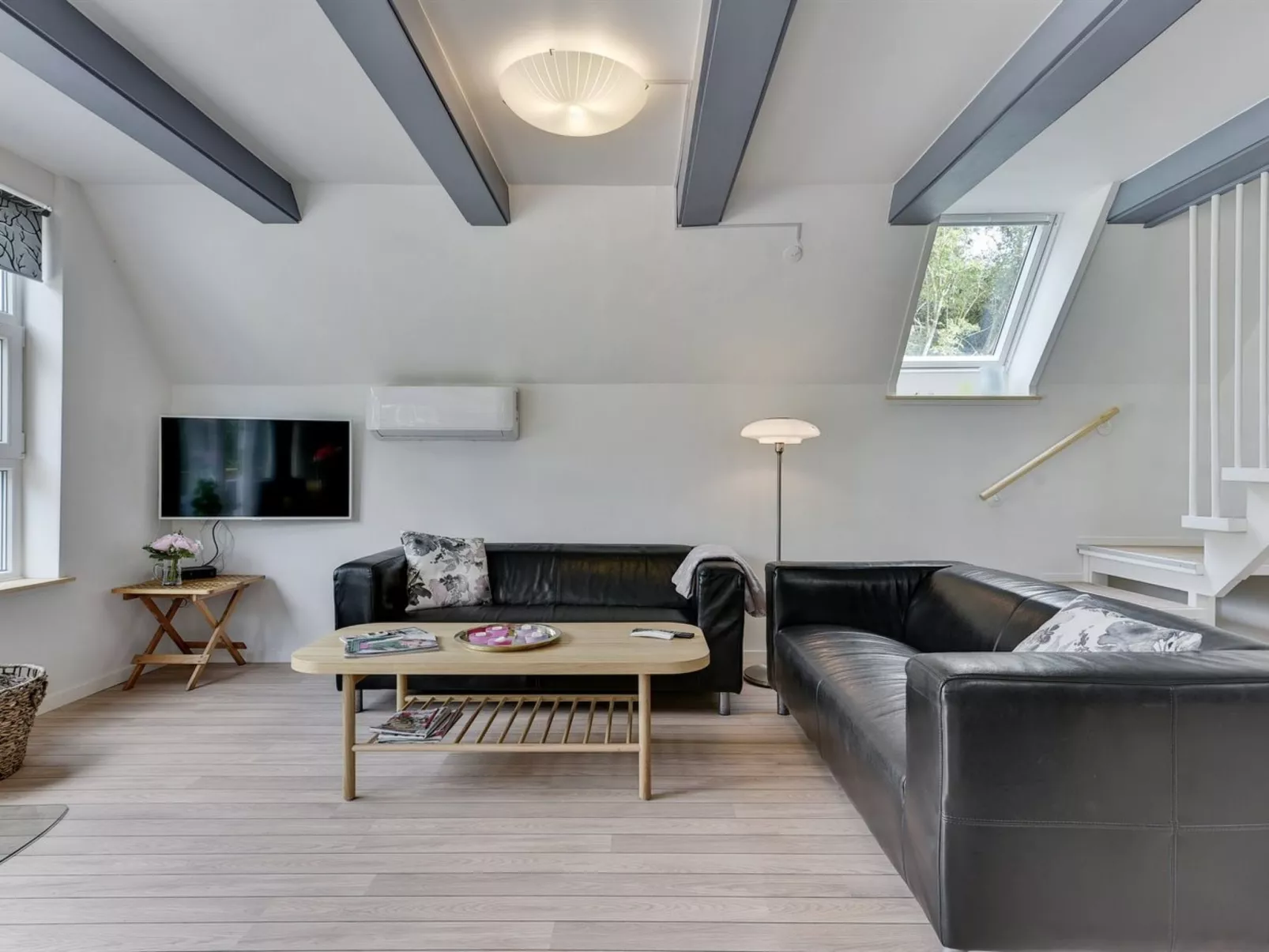 "Thormund" - 350m from the sea-Binnen