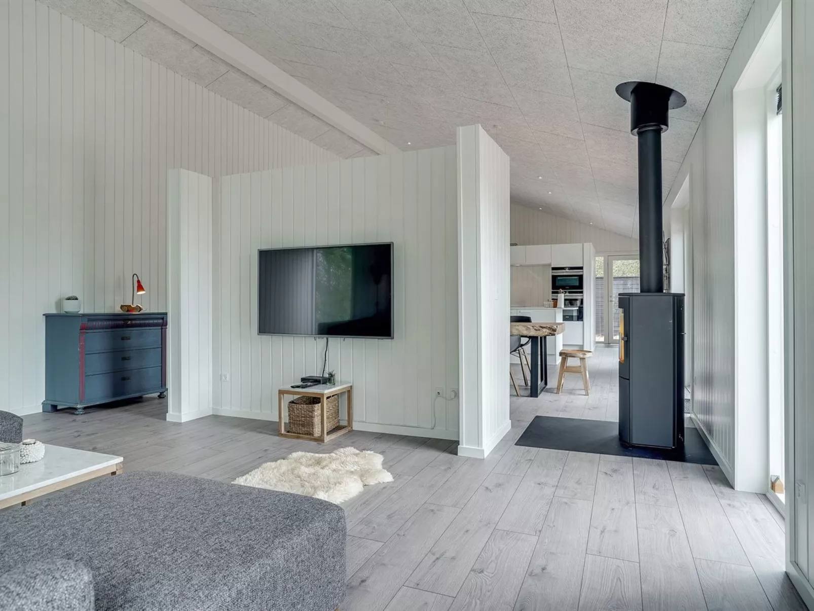 "Helli" - 650m from the sea-Binnen