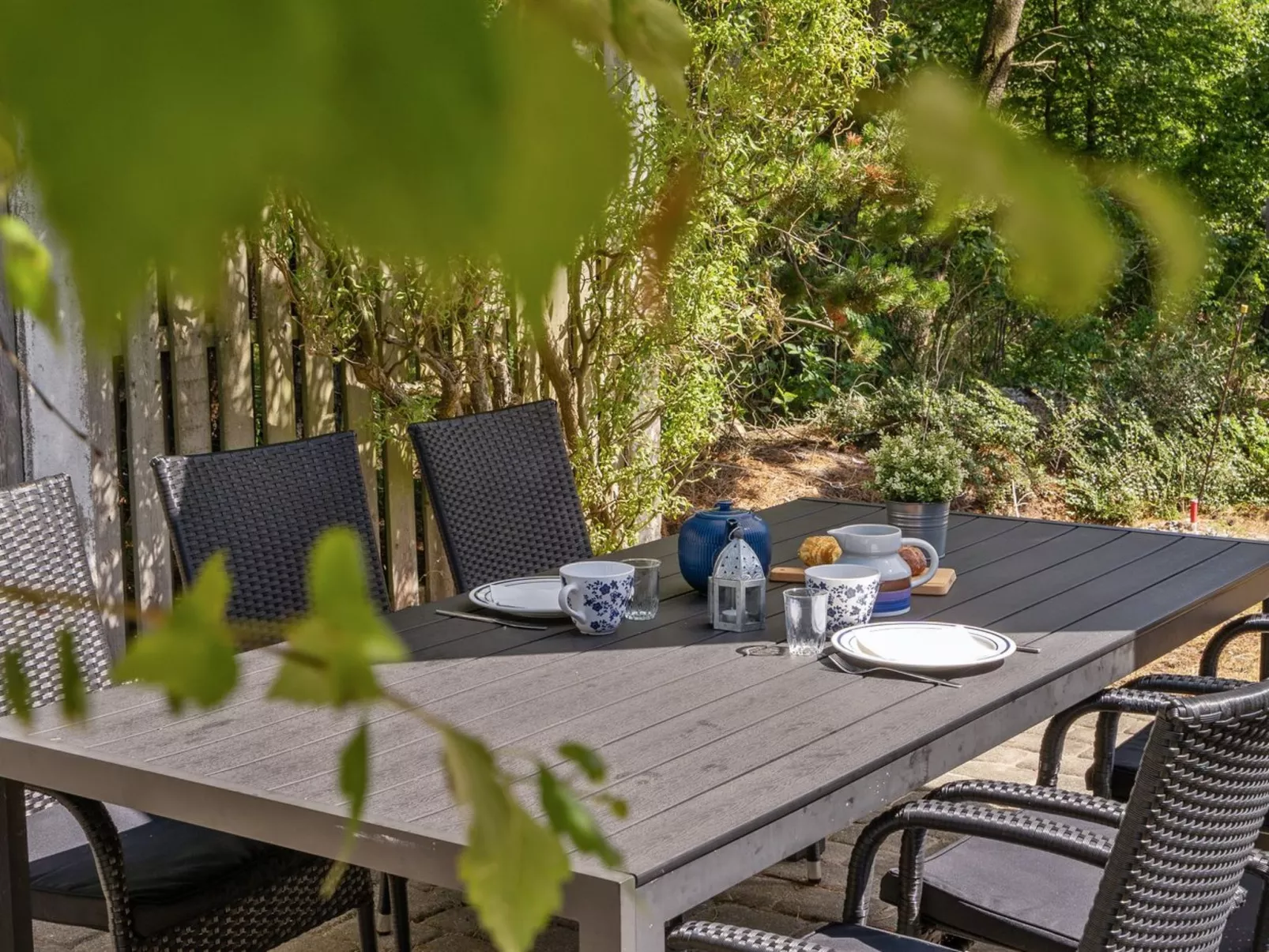 "Sebastian" - 100m to the fjord-Buiten