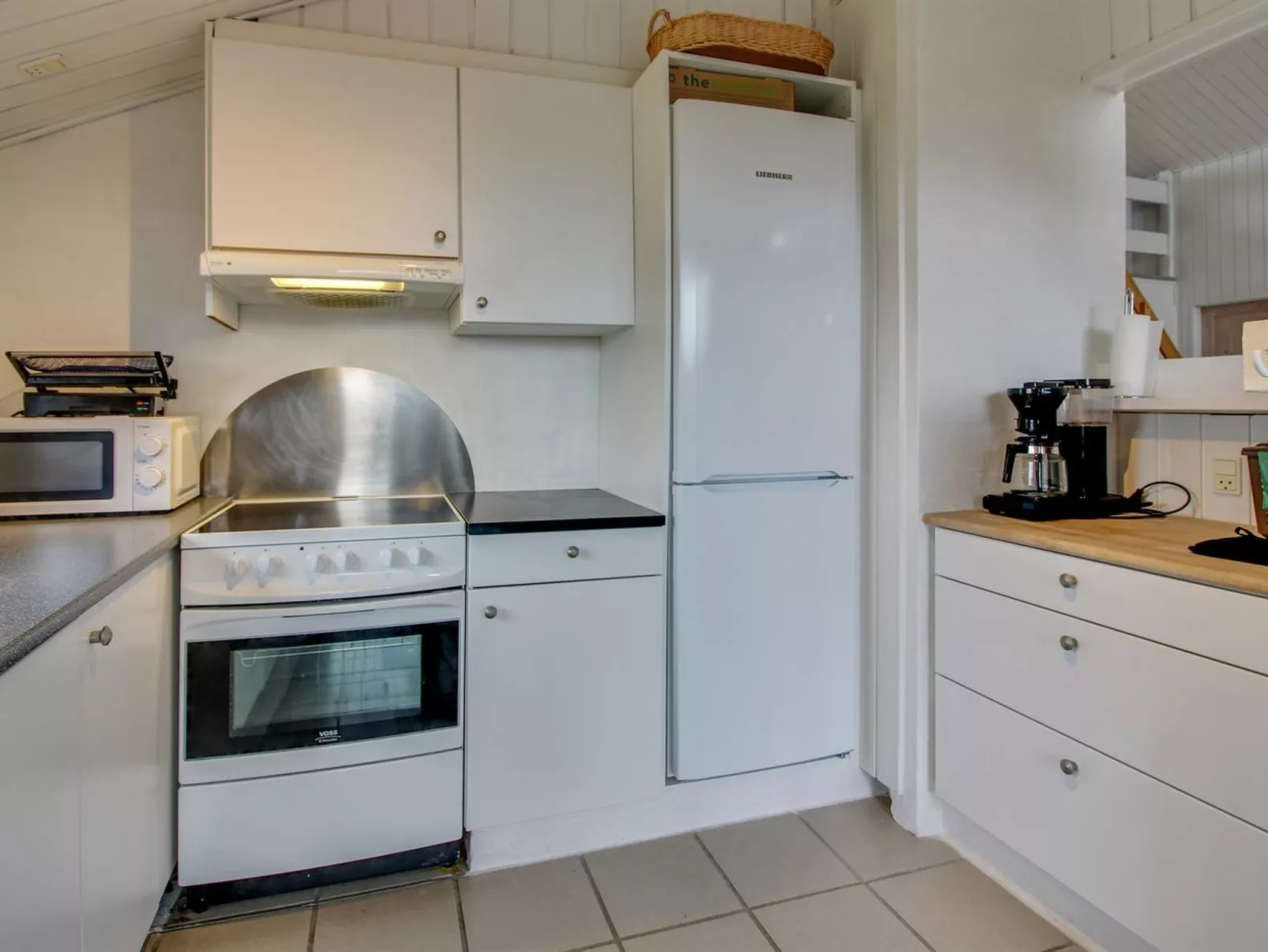 "Hansina" - 500m from the sea-Binnen