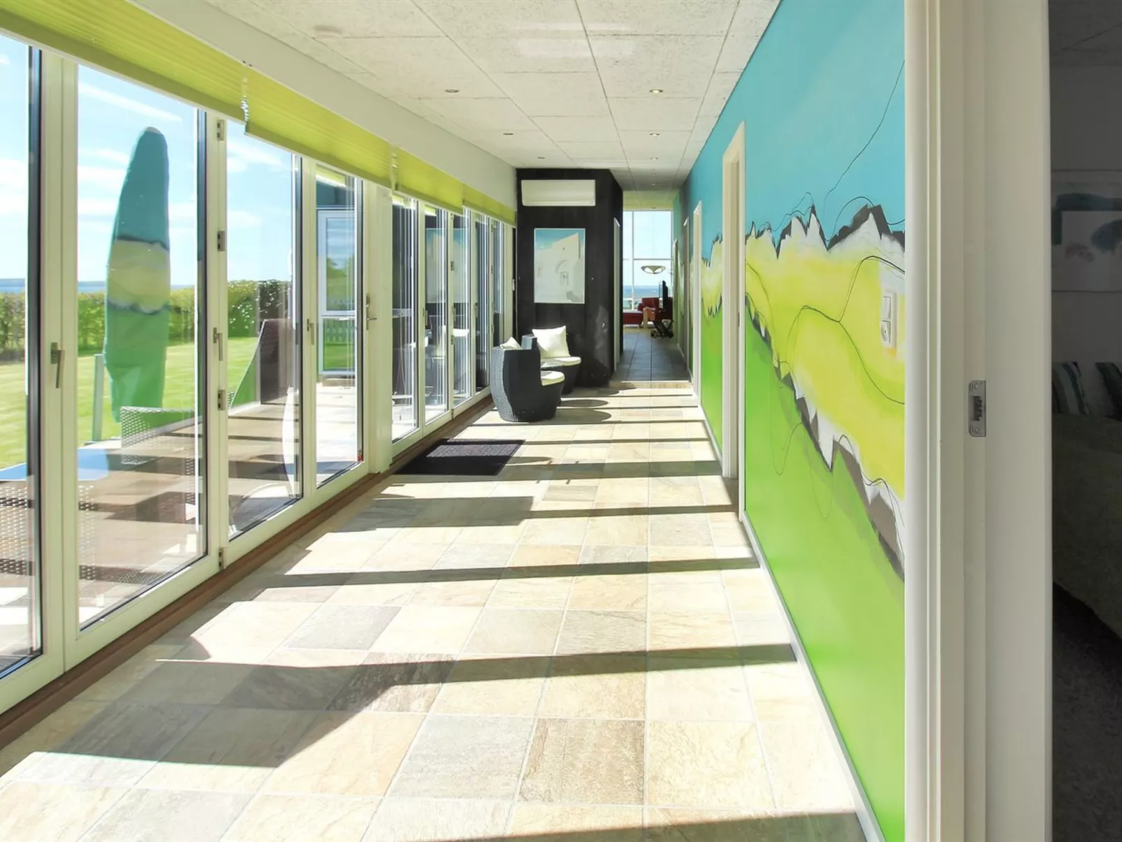 "Amia" - 20m from the sea-Binnen