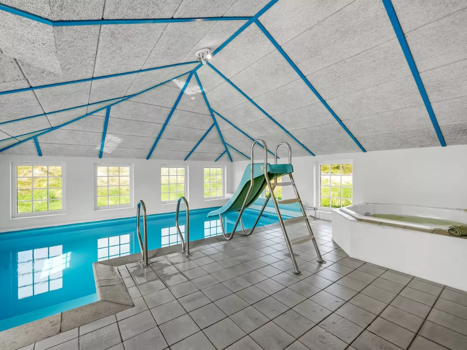 "Edlef" - 800m from the sea-Buiten