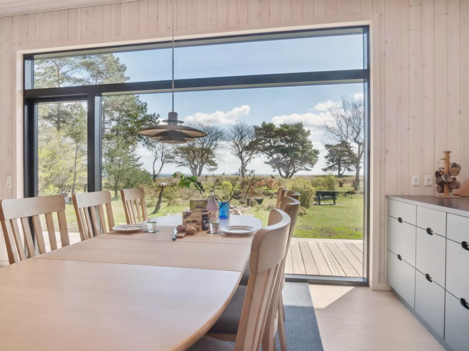 "Toska" - 100m to the fjord-Buiten