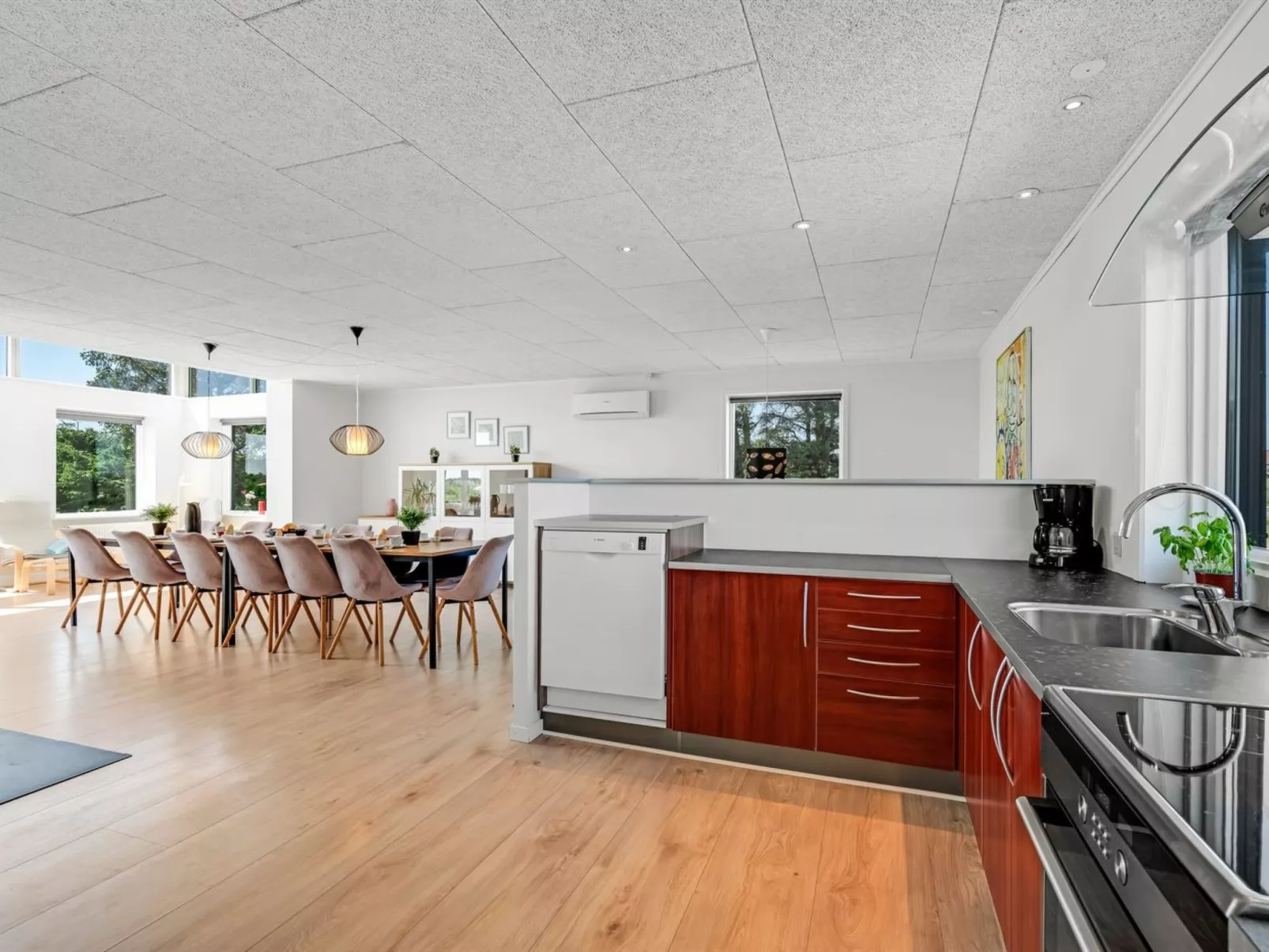 "Germund" - 770m from the sea-Binnen