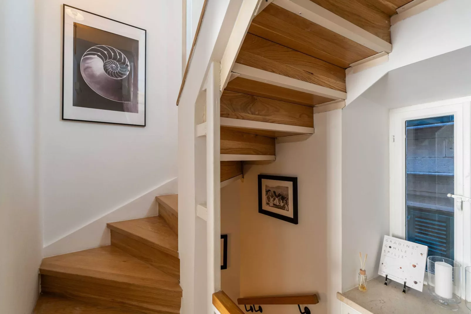 Guest House Lumin - Twin Room with City View (Third Floor) (BR3)-Binnen