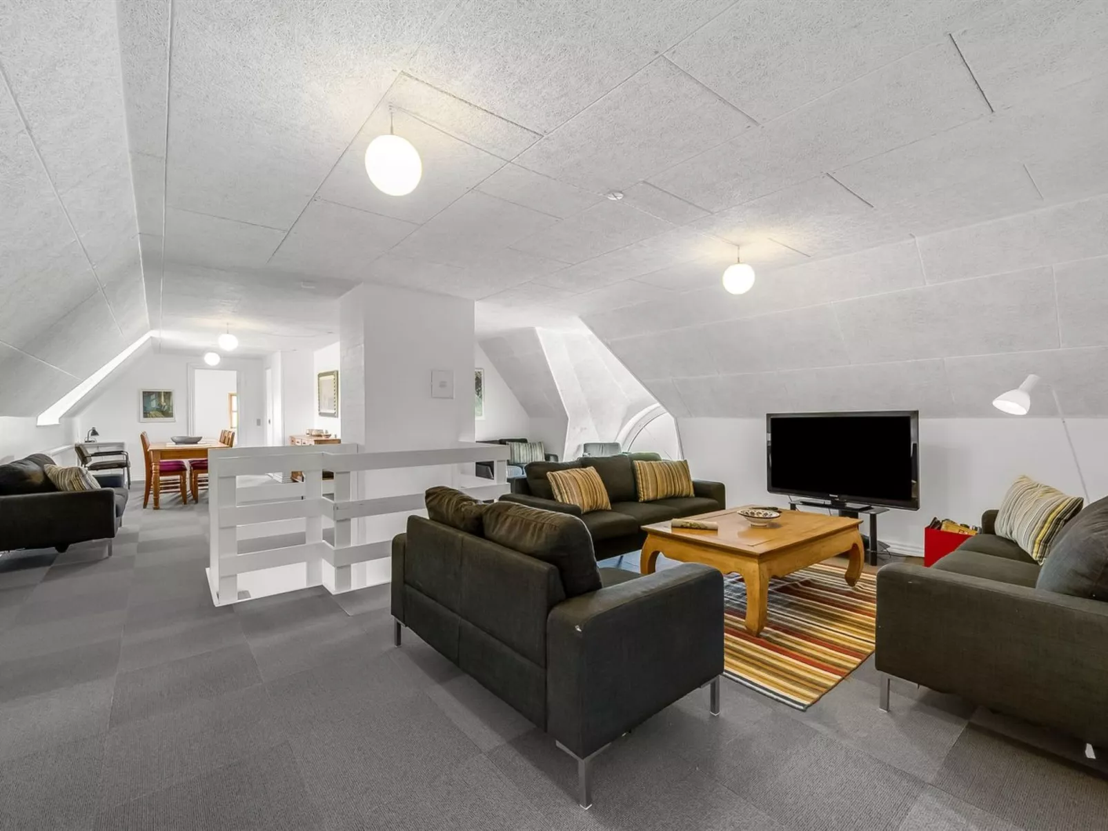 "Darleen" - 850m to the fjord-Binnen