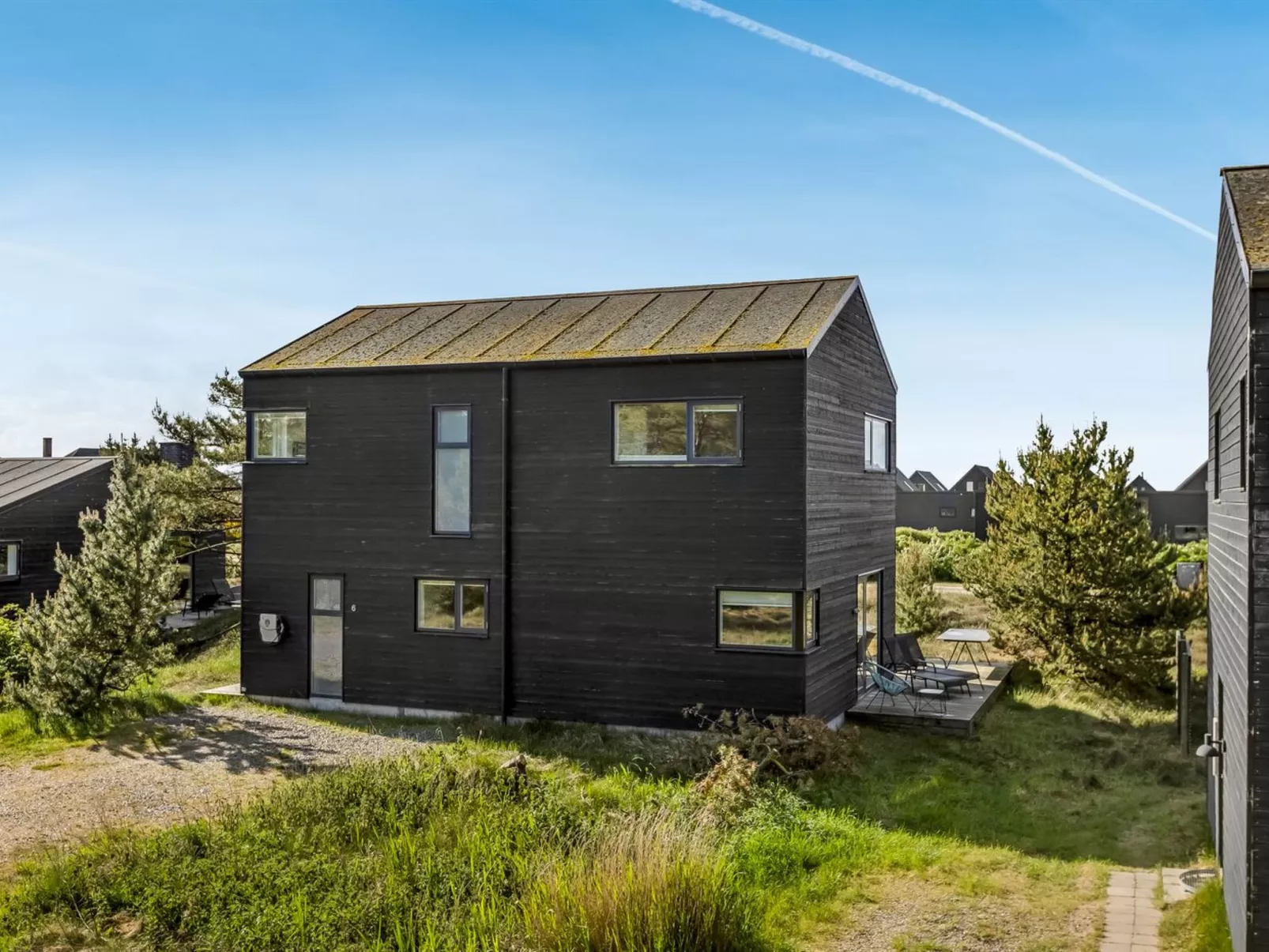 "Hunding" - 2.5km from the sea-Buiten