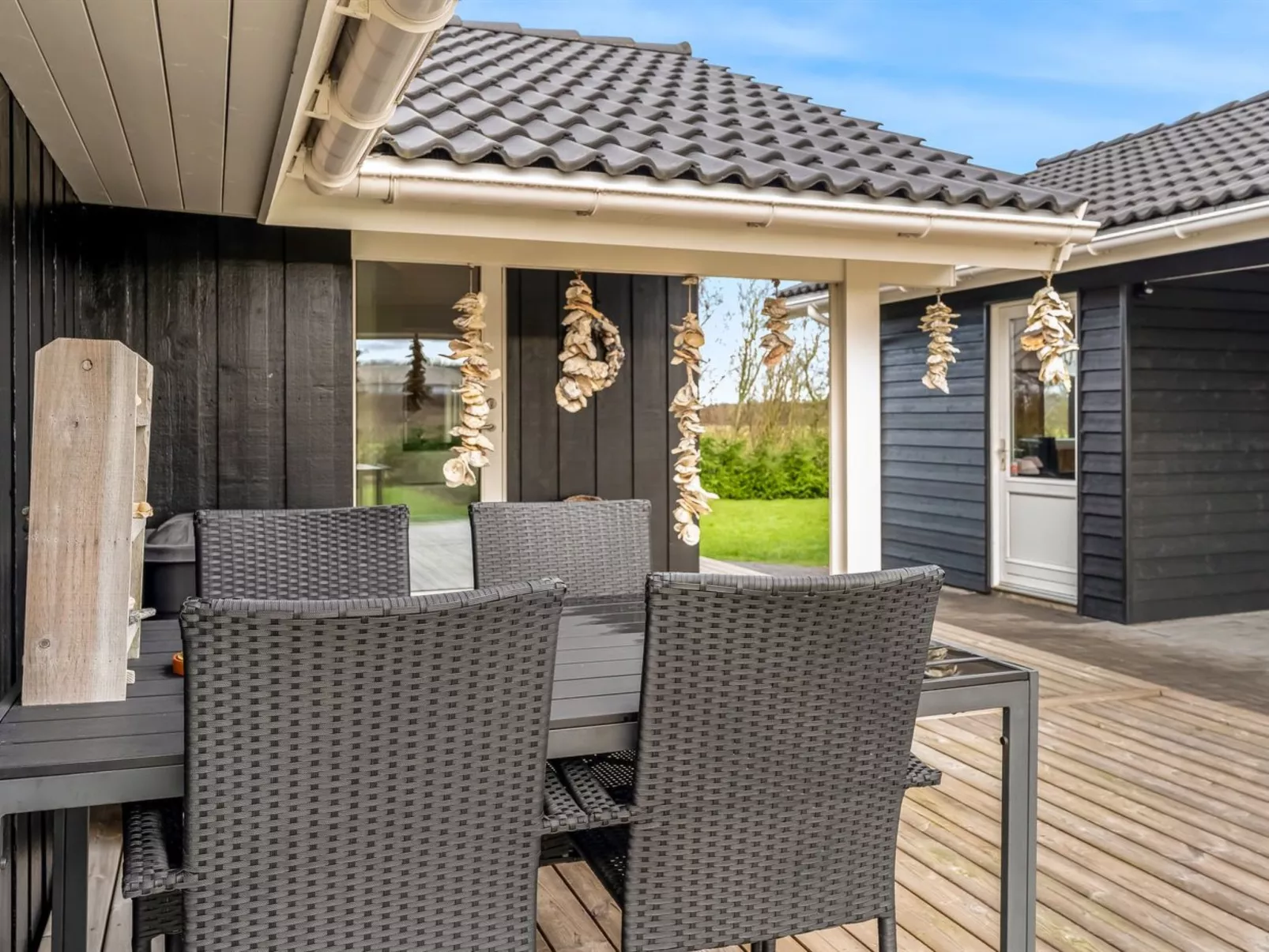 "Antero" - 500m to the fjord-Buiten