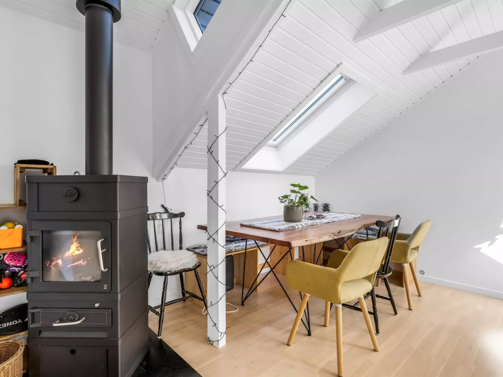 "Hughe" - 1.3km from the sea-Binnen