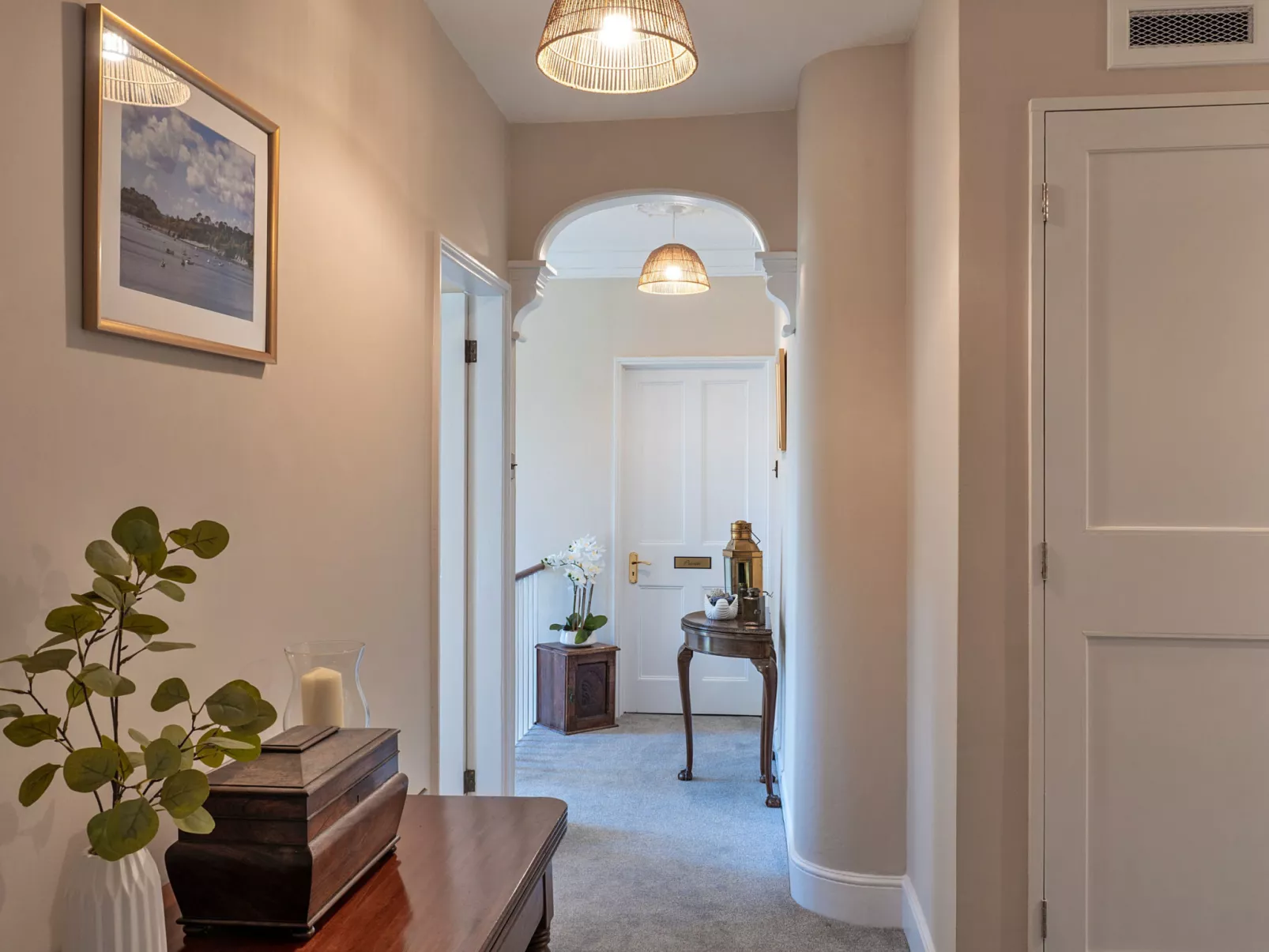 The Old Counting House-Binnen