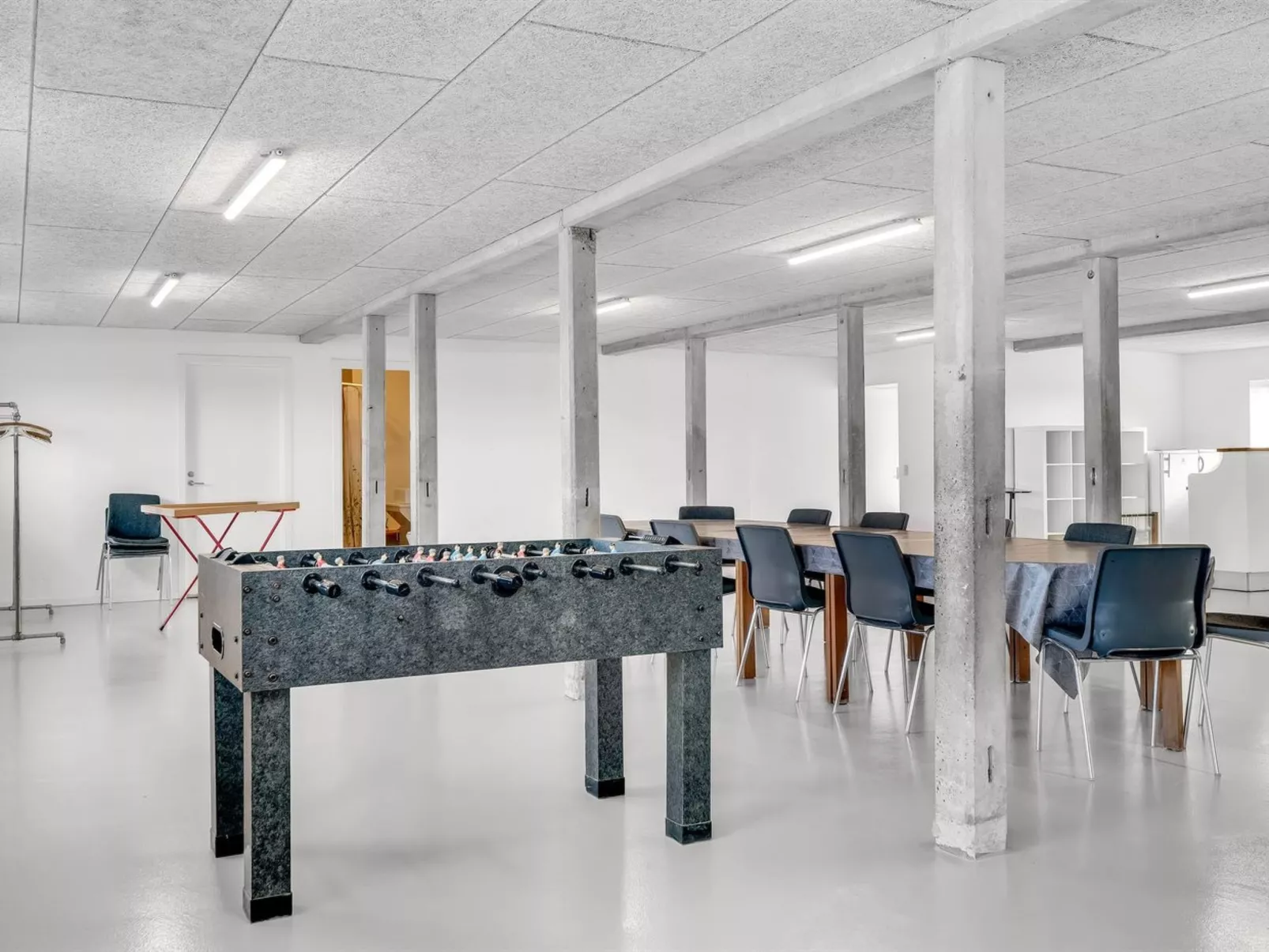 "Nette" - 2km to the fjord-Binnen