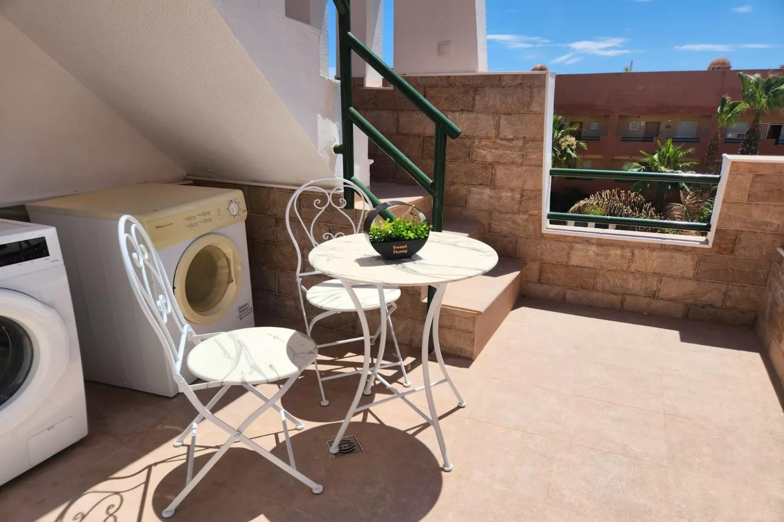 CT 339 AL - Faro's Paraiso de Vera Apartment-Terrasbalkon
