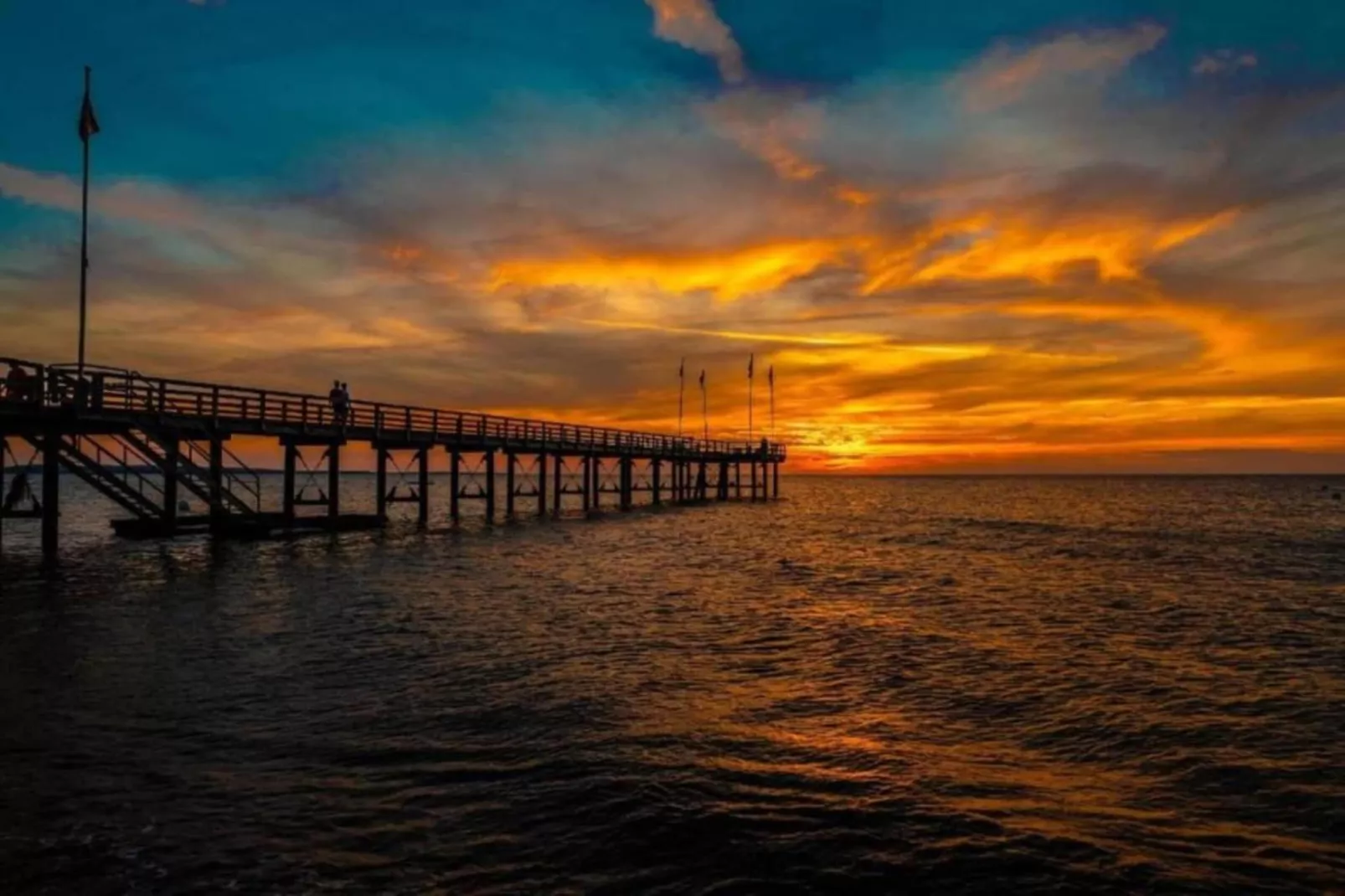 Hausboot in Ribnitz-Damgarten-Gebieden zomer 20km