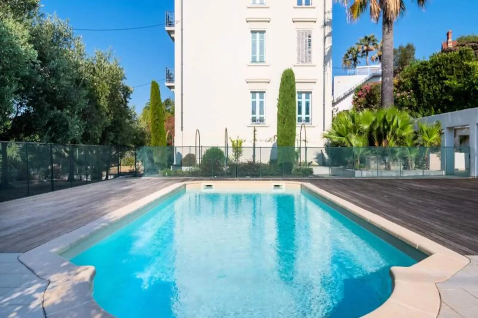 Résidence 2p Rez-de-jardin Avec Piscine – Calme, Parking Privé-Niet-getagd