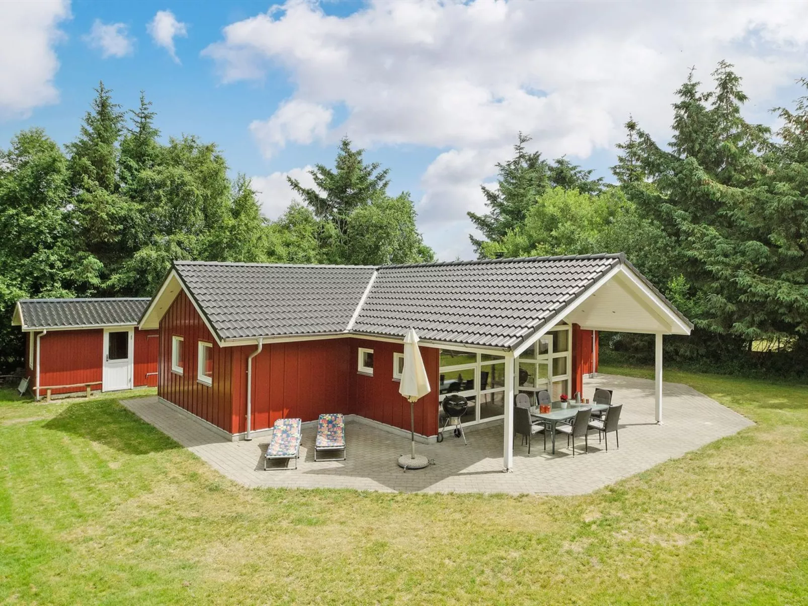 "Gundel" - 400m from the sea-Buiten