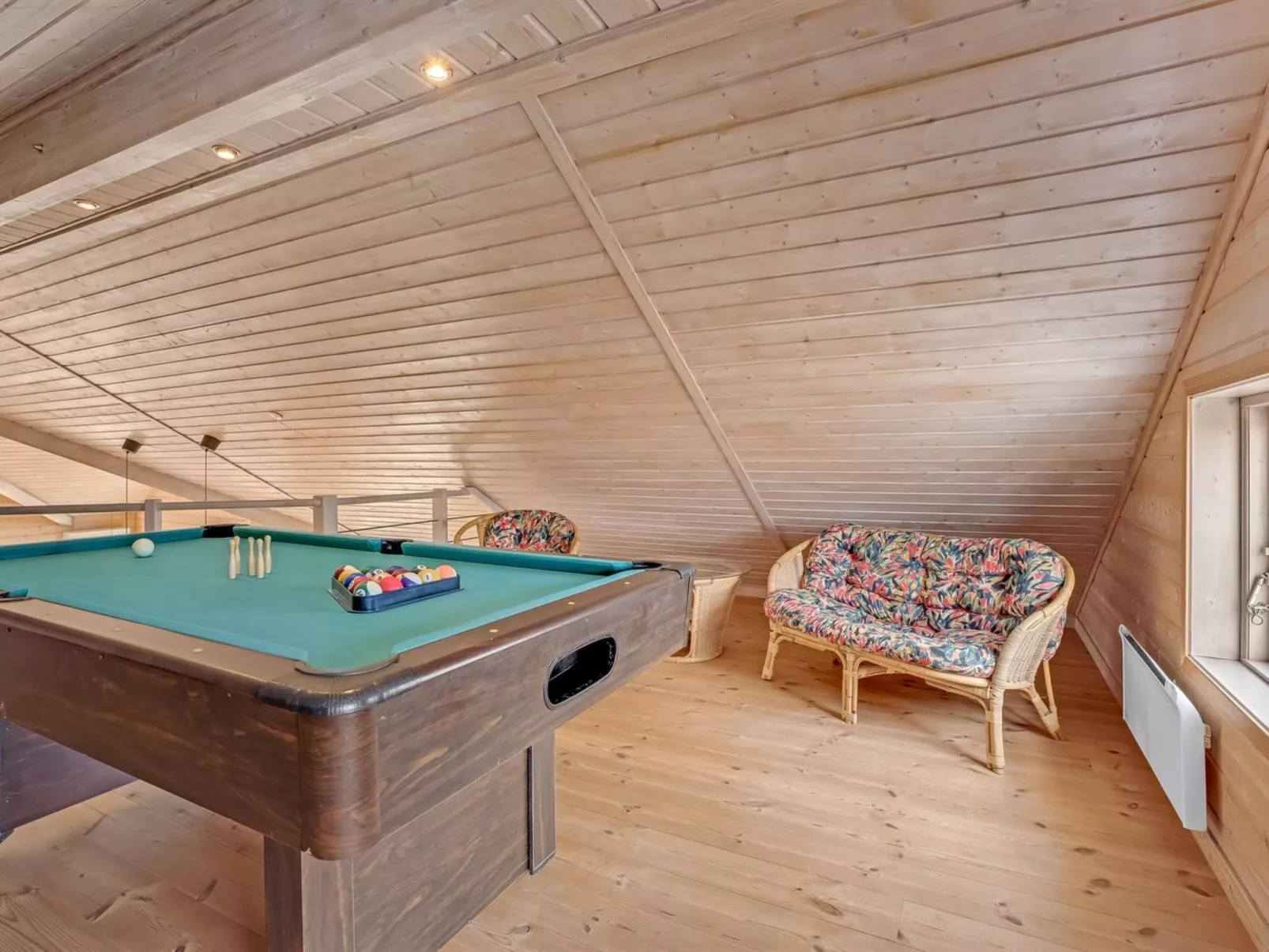 "Zişan" - 1.1km from the sea-Binnen