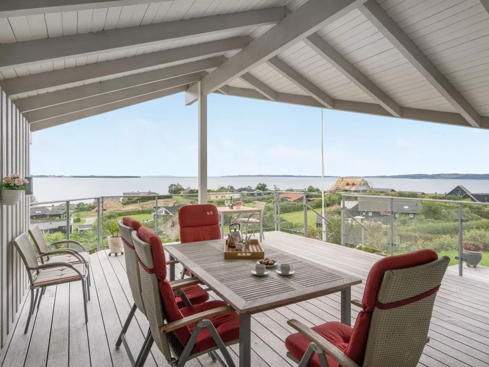 "Eilen" - 250m from the sea-Buiten