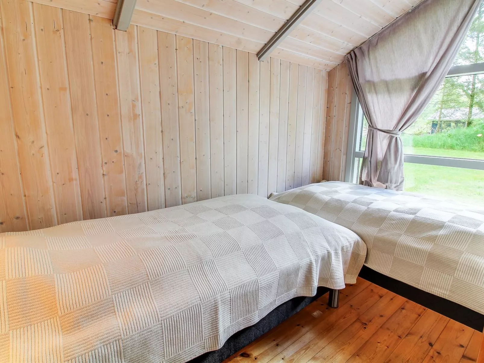 "Frederikke" - 28km from the sea-Binnen