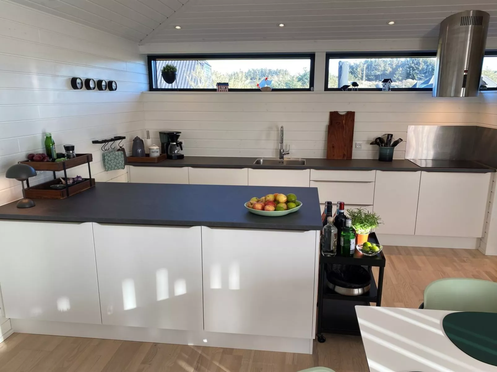 "Claus" - 500m from the sea-Binnen