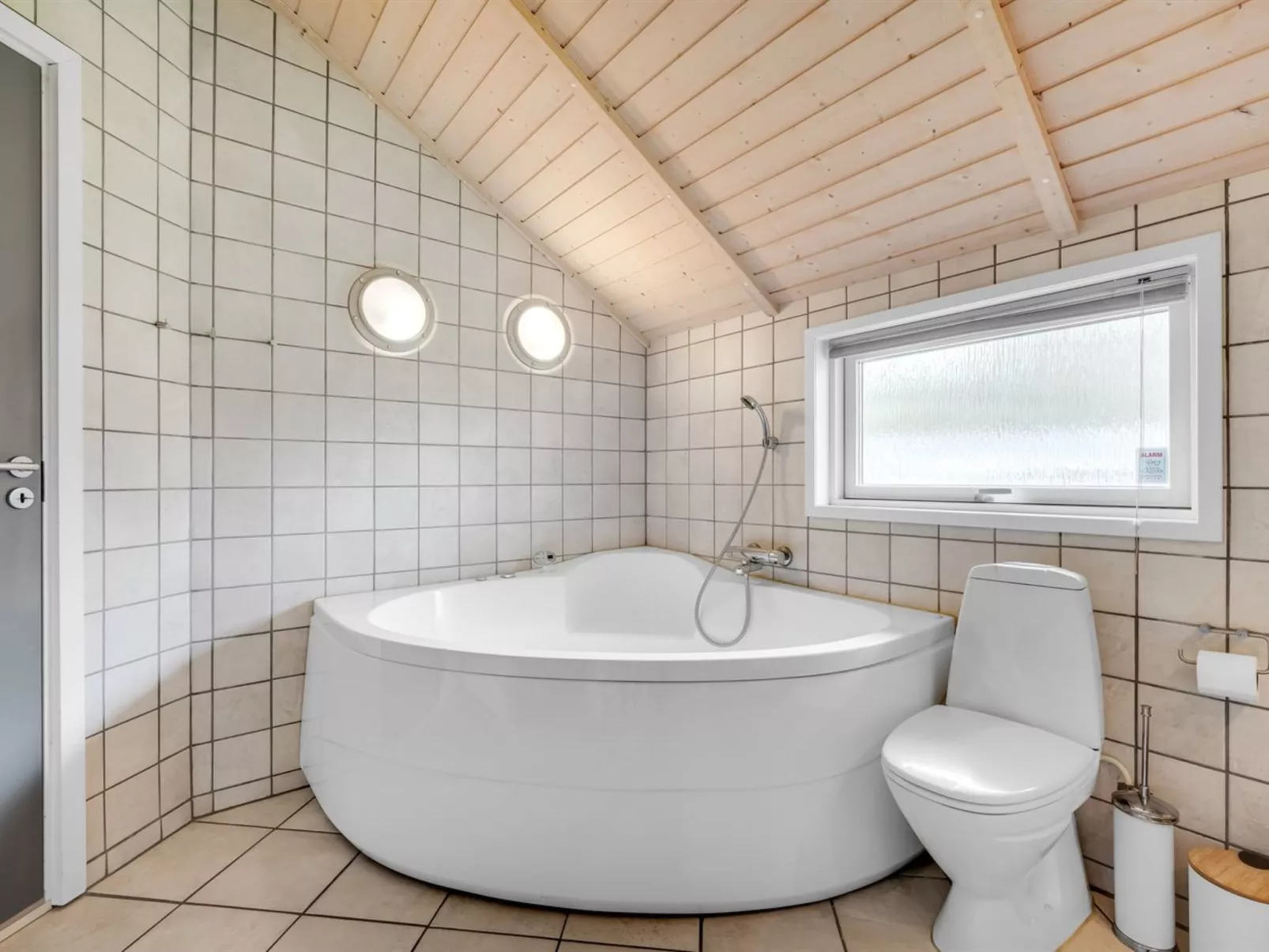 "Anisette" - 1km from the sea-Binnen