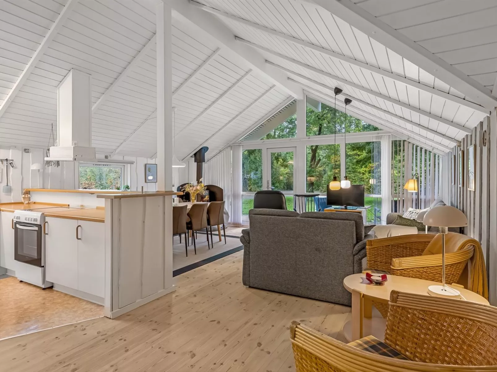 "Melisa" - 28km from the sea-Binnen