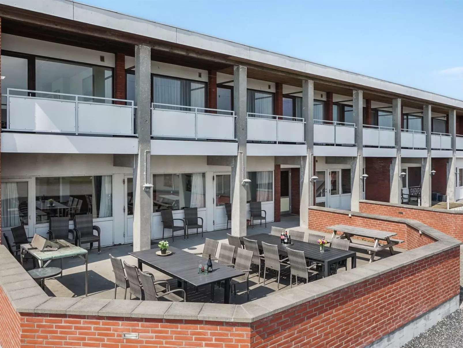 "Stilla" - 35km from the sea-Buiten