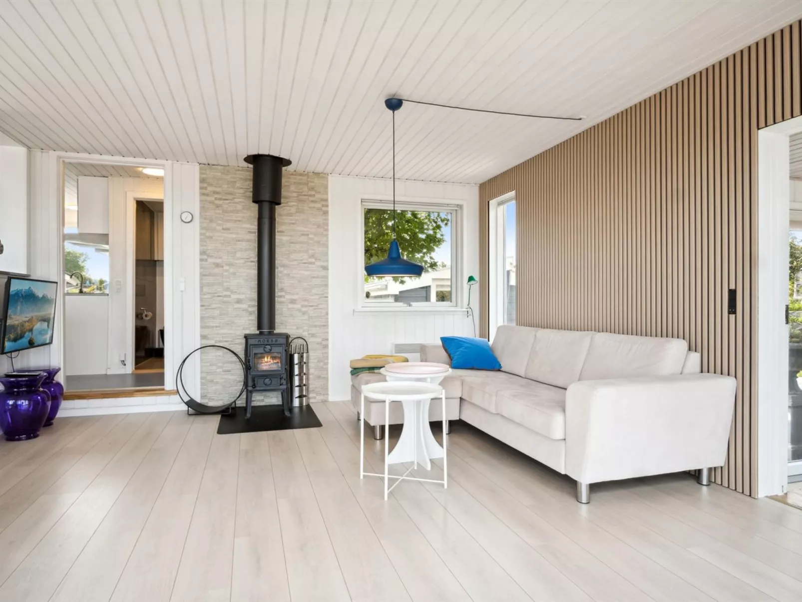 "Alimpij" - 5m from the sea-Binnen