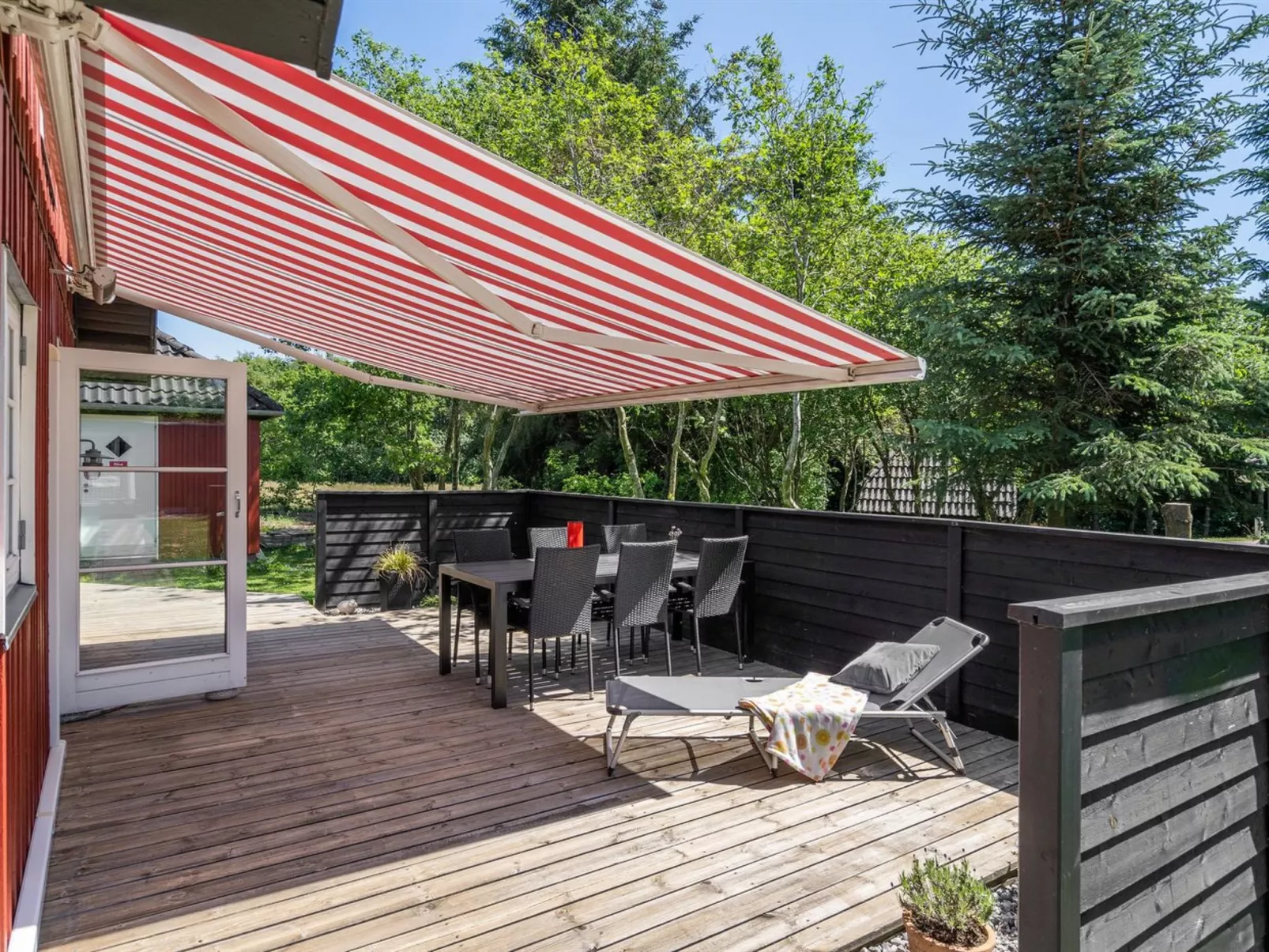 "Soile" - 12km from the sea-Buiten