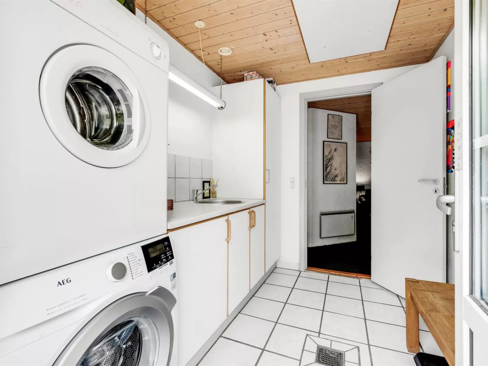 "Ulf" - 2km from the sea-Binnen