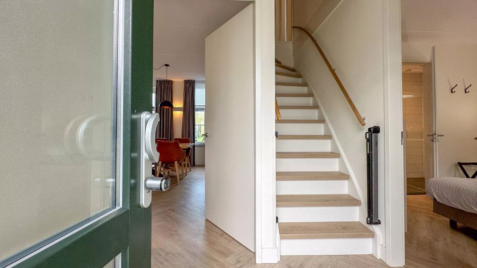 Happy Beach 48-Hal-ontvangst